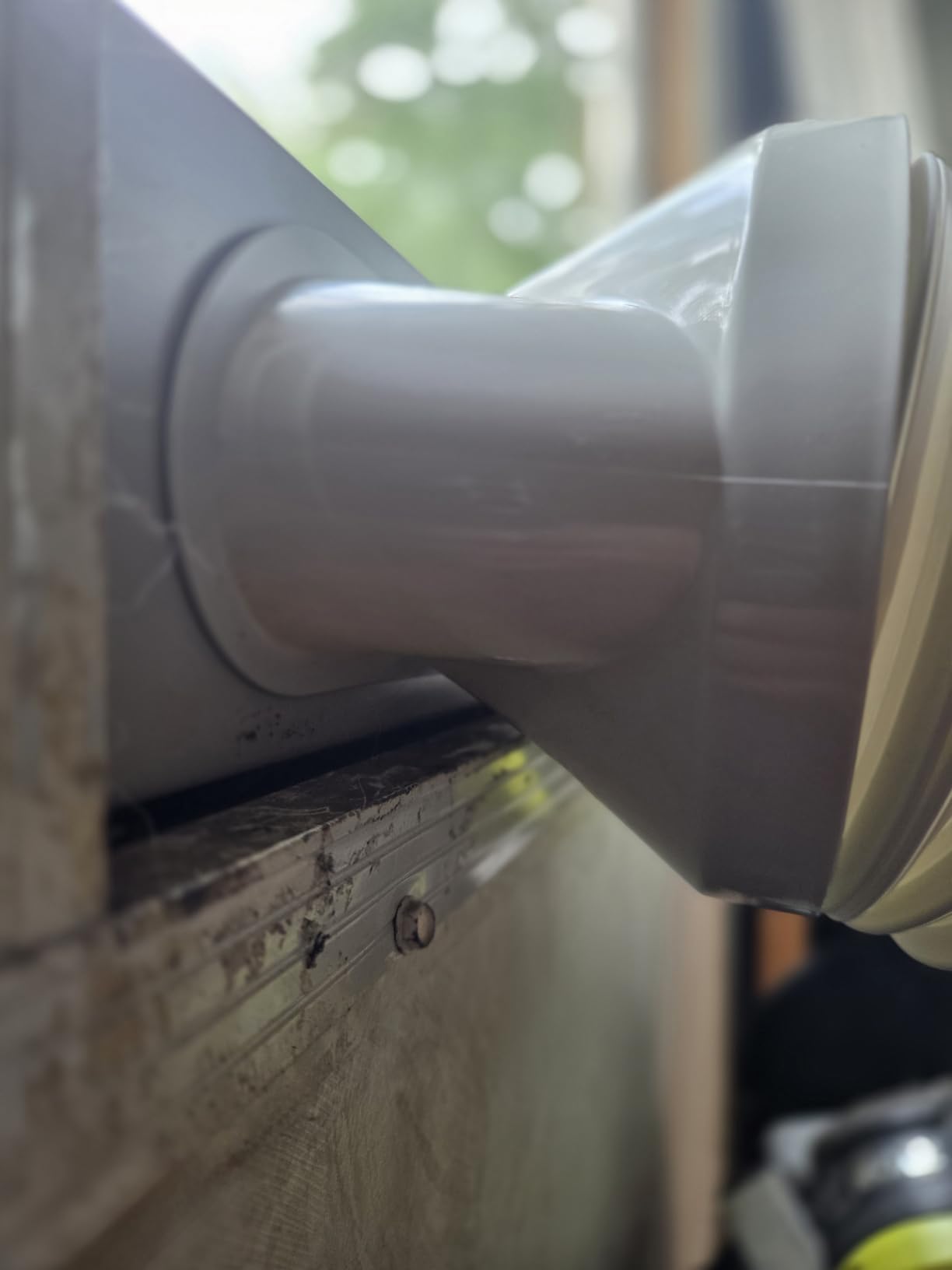 LG 7,300 BTU (DOE) / 11,000 BTU (ASHRAE) Smart Portable Air Conditioner, Cools 300 Sq.Ft. (15' x 20' room size), Smartphone & Voice Control works with LG ThinQ, Amazon Alexa and Hey Google, 115V customer photo 2