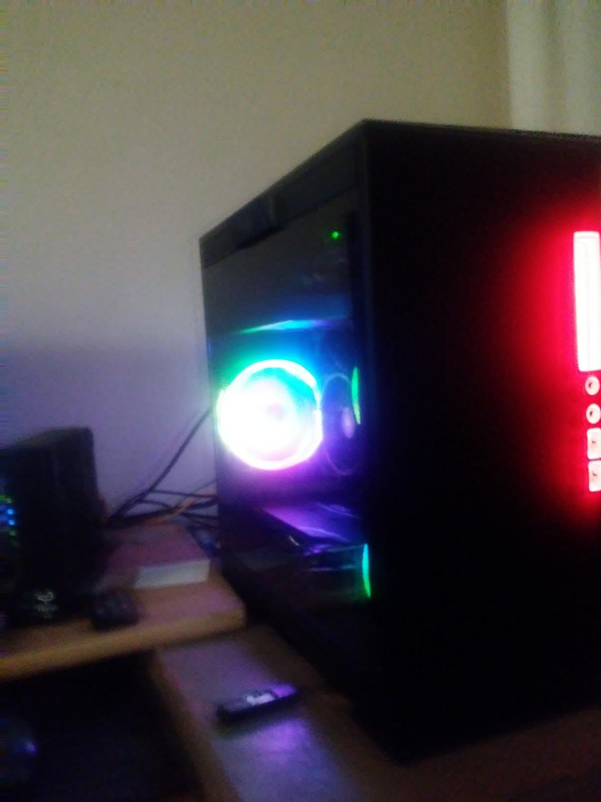 Skytech Gaming Azure 3 Gaming PC, Intel i7 14700F 2.1GHz, NVIDIA RTX 5060, 1TB NVMe SSD, 32GB DDR5 RAM 6000, 850W Gold ATX 3 PSU, 360 ARGB AIO, Wi-Fi, Win 11, Desktop customer photo 1