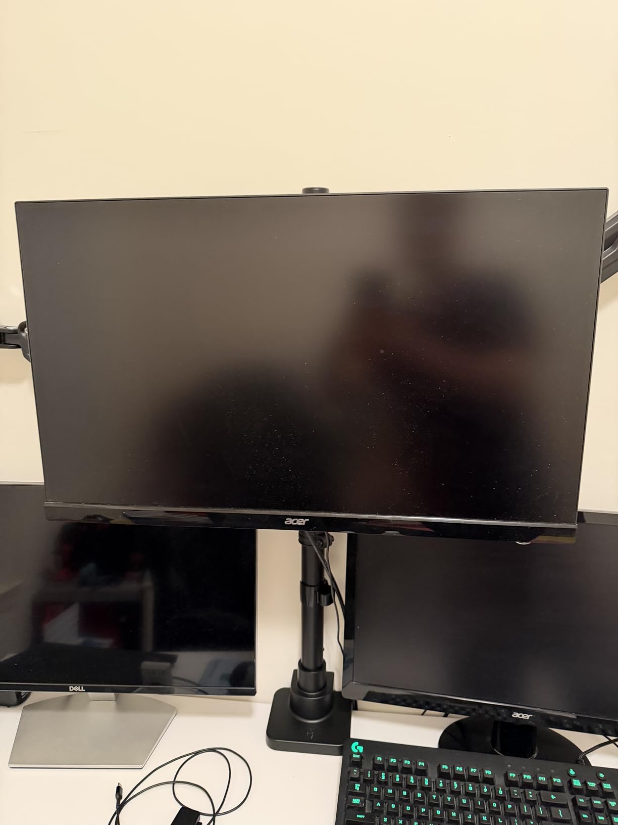 Triple Monitor Mount up to 49 inches, Fully Adjustable Heavy Duty 3 Monitor Arm with Gas Spring, Desk Mount for 3 Screens, C-Clamp & Grommet Base, Holds 44 lbs, Black customer photo 1