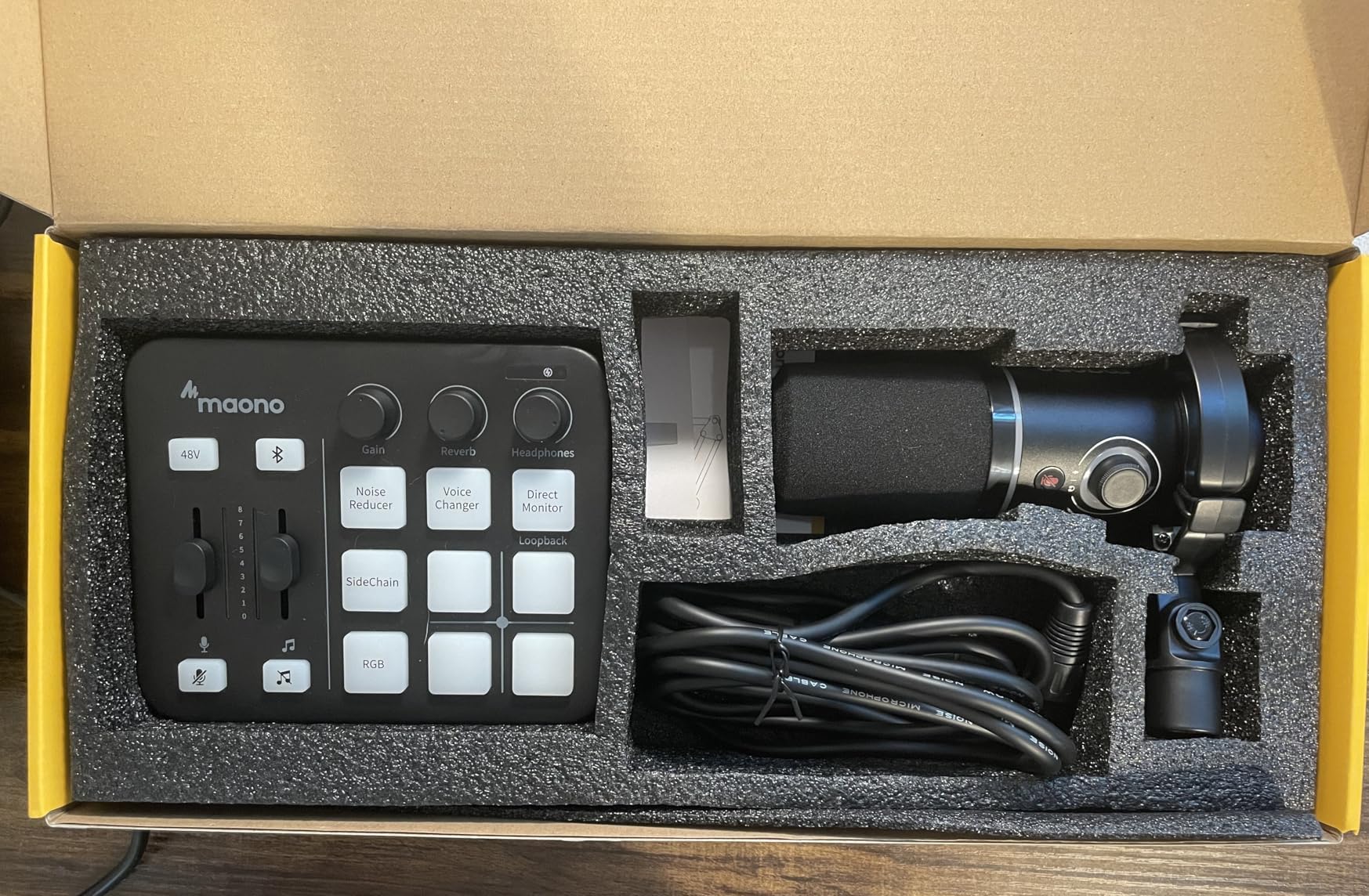 MAONO Gaming Streaming Equipment Bundle: Audio Interface Mixer and XLR Dynamic Mic RGB Noise Reduction Live Streaming Podcasting MaonoCaster PD200XS&G1 NEO customer photo 1