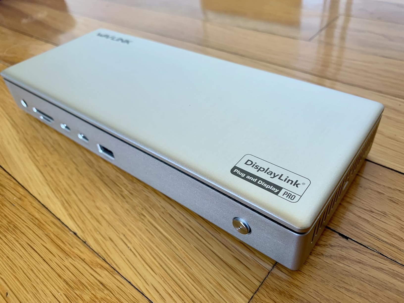 WAVLINK Pro Docking Station 4 Monitors | Quad 4K Displays for Mac & Windows | Displaylink Dock with 4X HDMI, PD 100W, 2.5G Ethernet, 10G USB-A/USB-C, SD/TF 4.0, Audio | Driver Required DL7400. customer photo 2