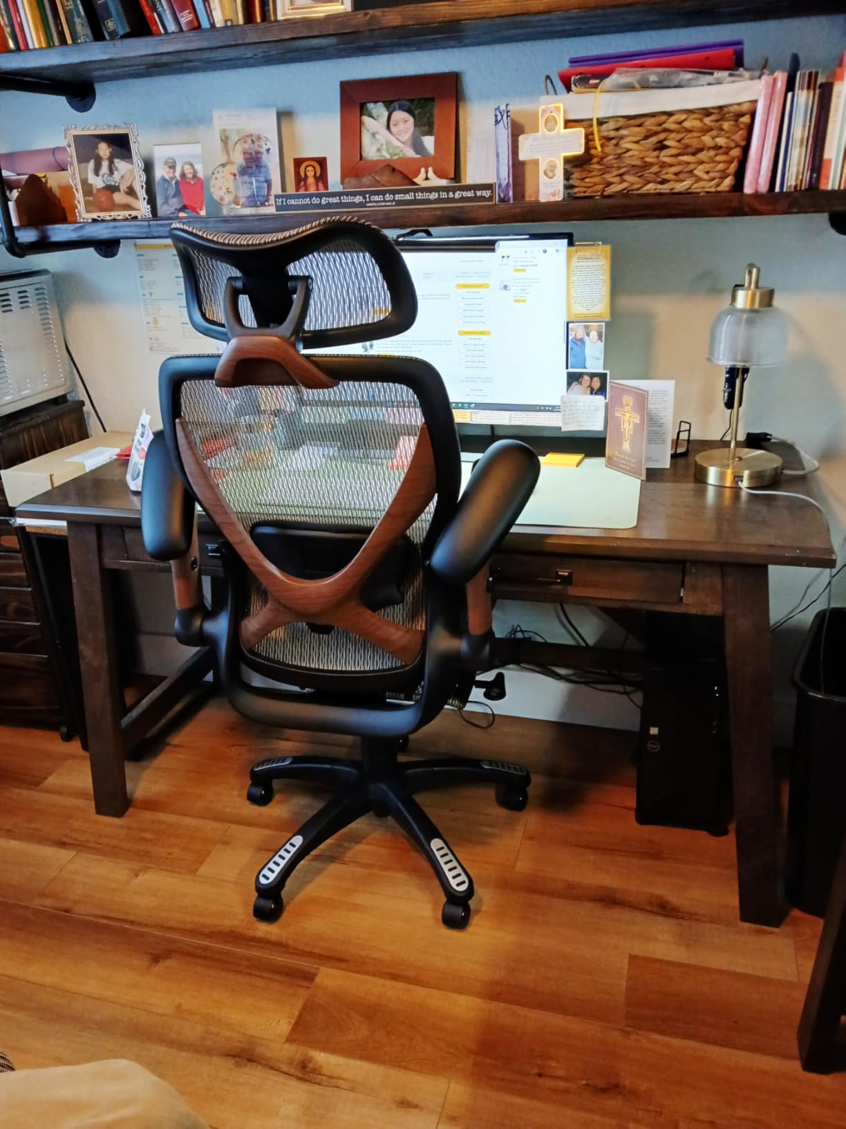 ELABEST X100 Ergonomic Office Chair with Footrest, Big and Tall Home Desk Chair with 5D Flip-Up Arms, Adjustable 3D Lumbar Support, High Back Rolling Computer Chair, Swivel Mesh Chairs (Coffee Break) customer photo 2
