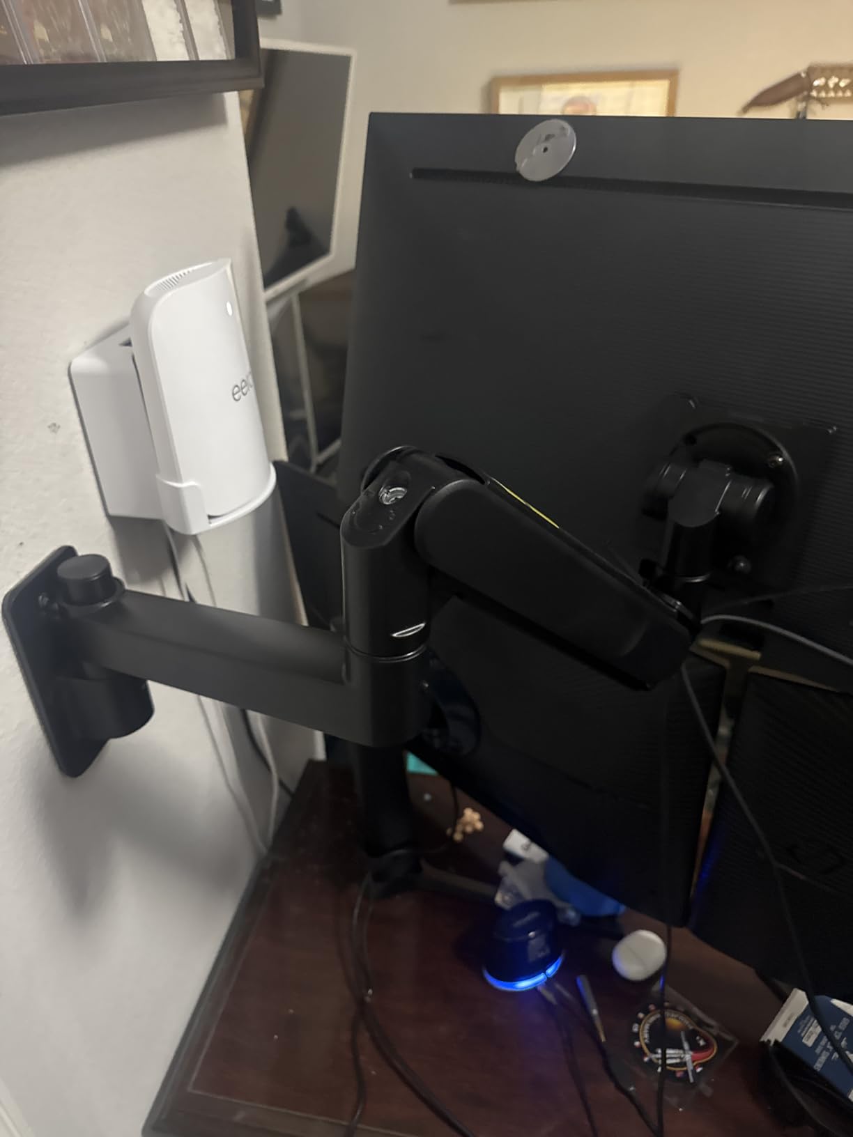 ARES WING Monitor Wall Mount for 24-57 Inch Ultrawide Gaming Screens, Premium Heavy Duty Monitor Arm Holds 60 lbs, Full Motion Gas Spring, Bearing Head for Easy Adjustment, 75/100 VESA Mount, Black customer photo 1