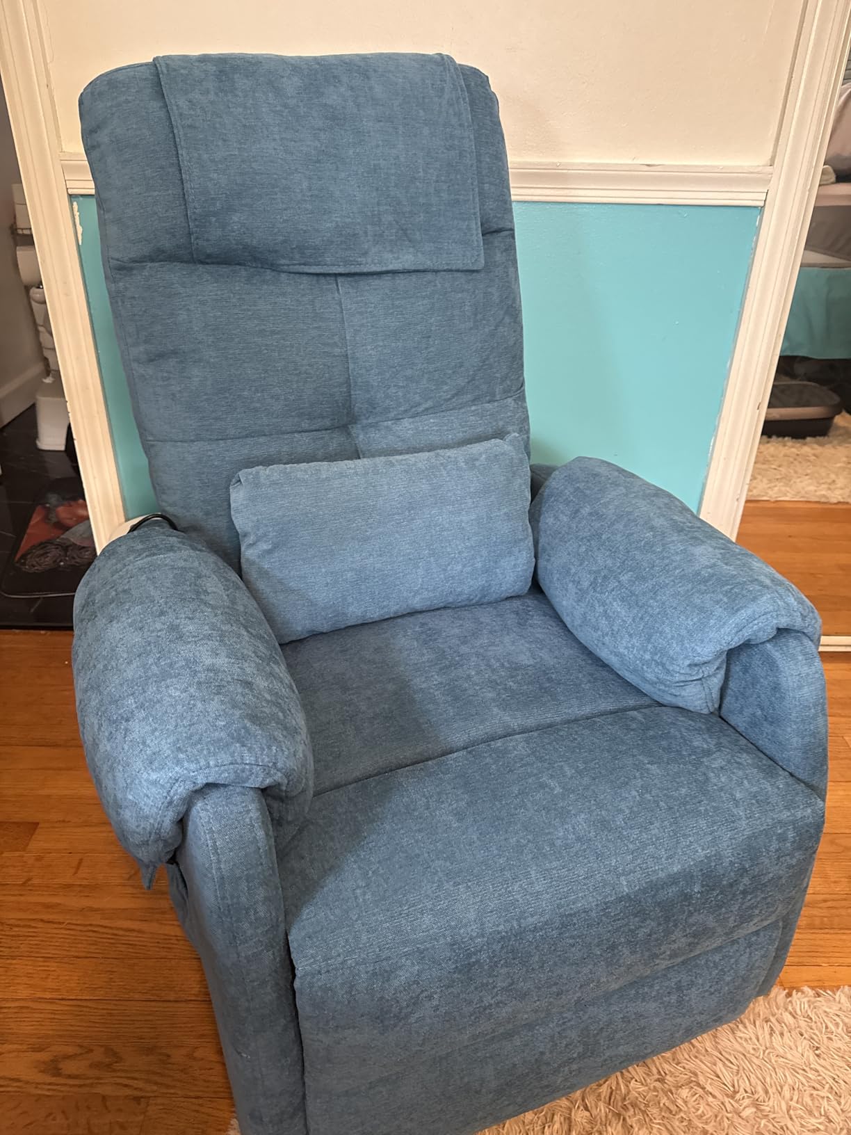 Korser Power Recliner Chair for Adults, Recliner for Small Spaces with Rollers, Electric Chair with Massage and Heat, USB and Type-C Charge Port, Fabric Recliner Chair for Living Room, Bedroom customer photo 1