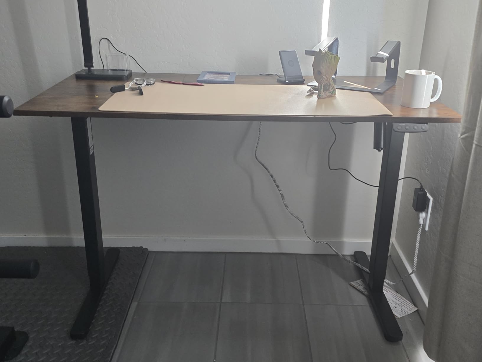 Acrolix Electric Standing Desk, Height Adjustable Home Office Desk with Memory Presets & Cable Management,Rustic Brown Sit Stand Desk for Work from Home, Ergonomic Computer Desk (48