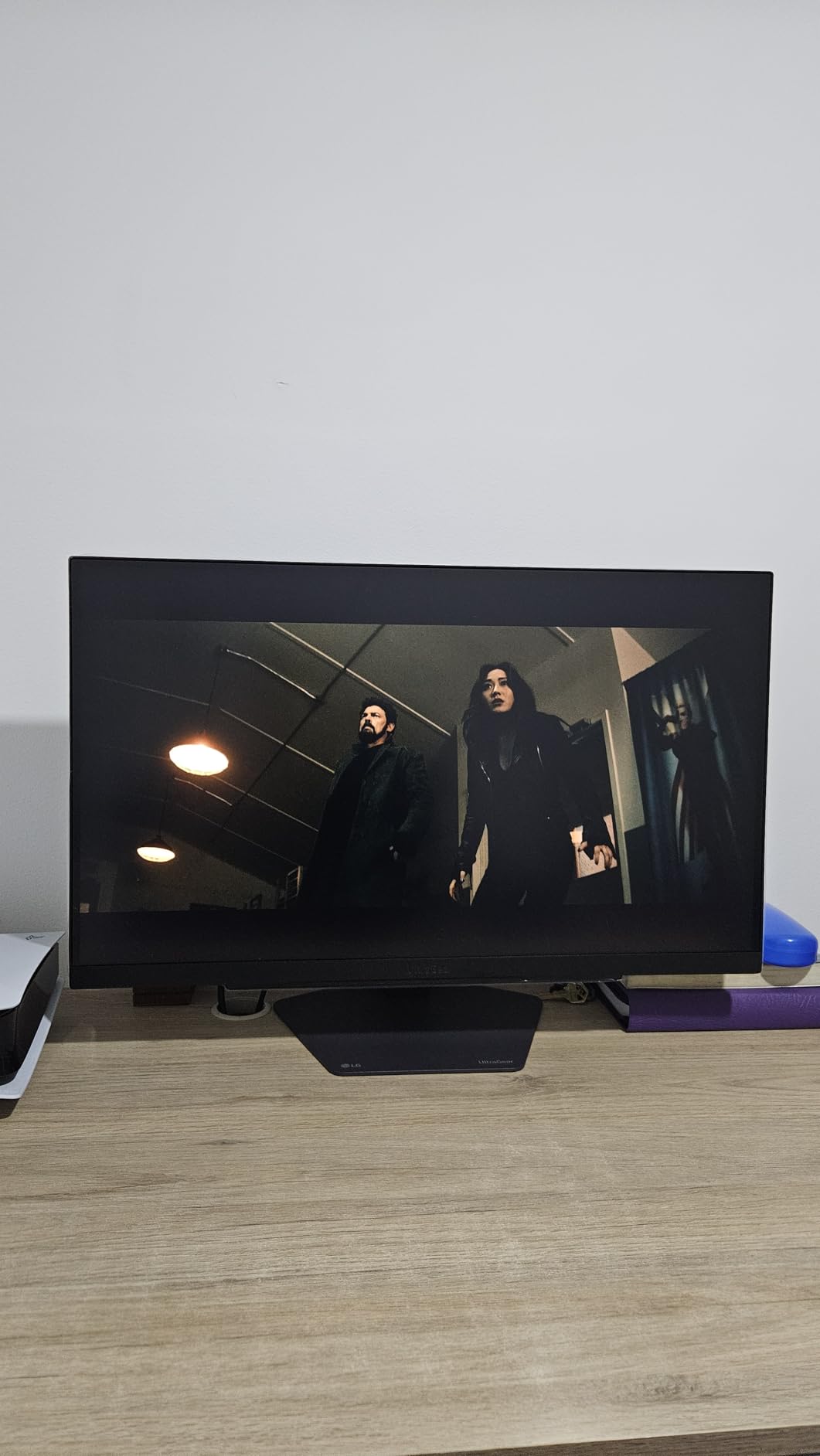 LG 27G810A-B 27-inch Ultragear 4K UHD (3840 x 2160) IPS Gaming Monitor, Dual Mode UHD 180Hz or FHD 360Hz, 1ms, NVIDIA G-Sync, AMD FreeSync Premium, VESA DisplayHDR 400, HDMI 2.1, Black customer photo 1