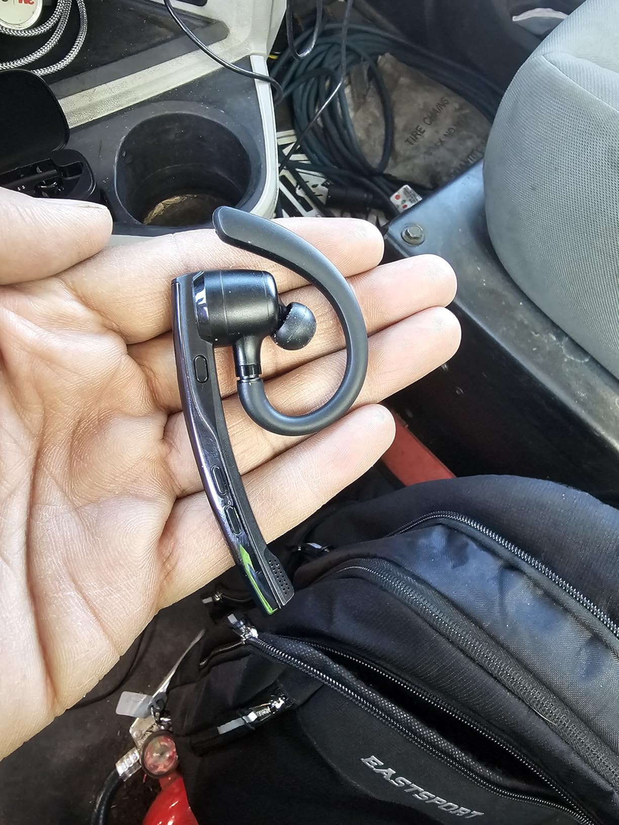 New Bee Bluetooth Headset V5.1 72H Talk Time Dual Mic with Mute Button for Business, Wireless Hand-Free Bluetooth Earpiece with 500mAh Charging Case for Cell Phone Calls Trucker Driver Laptop customer photo 2