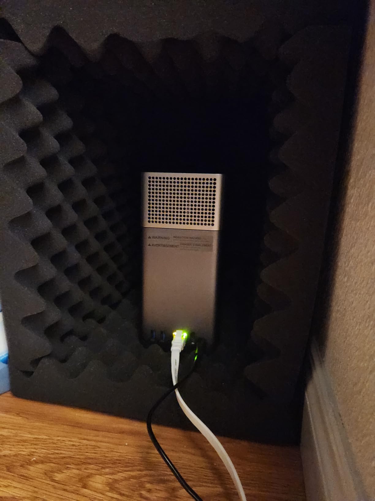 UGREEN NAS DH2300 2-Bay Desktop NASync, Support Capacity 64TB (Diskless), Remote Access, AI Photo Album, Beginner Friendly System, 4GB RAM on Board,1GbE, 4K HDMI customer photo 1