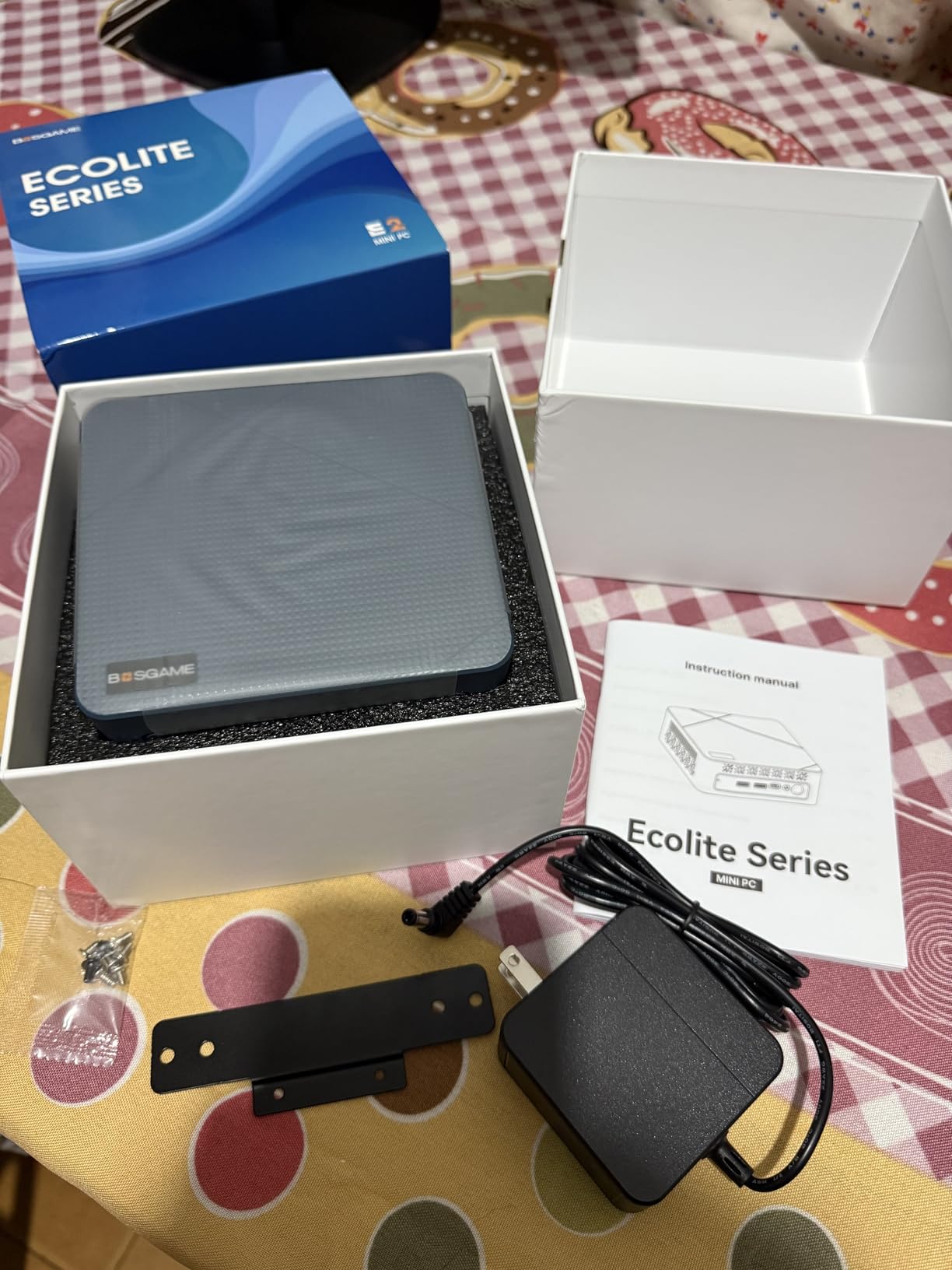 BOSGAME P3 Mix Mini PC, Mini Computers with Ryzen 5 7640HS (up to 5.0 GHz), 32GB DDR5, 1TB PCIe SSD, 4K Triple Display, USB 4.0, Dual 2.5G LAN & Wi-Fi 6E & BT5.2, Mini Desktop for Home Office customer photo 2