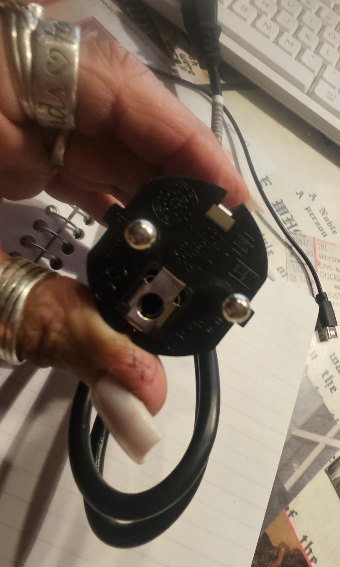 24 Touchscreen All-in-One Desktop Computer for Home and School, Intel Processor, 23.8