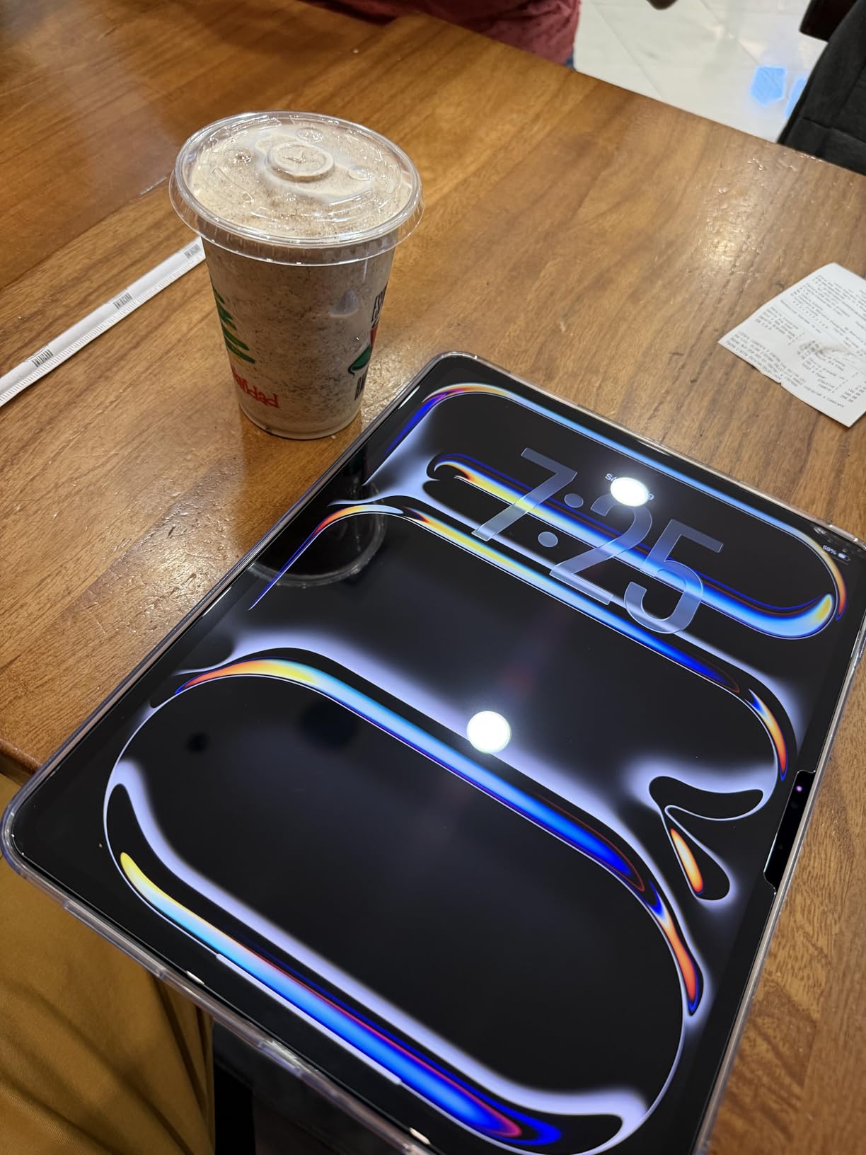 Apple iPad Pro 13-inch (M5): Ultra Retina XDR Display, 256GB, Landscape 12MP Front Camera/12MP Back Camera, LiDAR Scanner, Wi-Fi 7 with Apple N1, Face ID, All-Day Battery Life - Silver customer photo 2