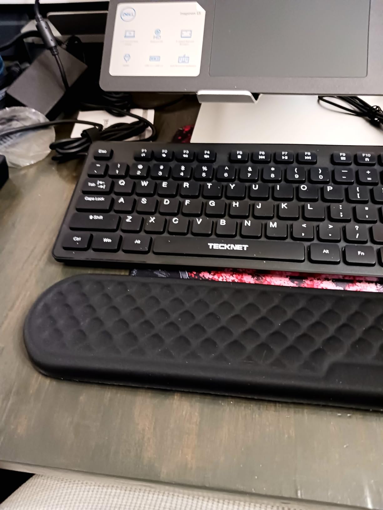 Wrist Rest Set for Keyboard and Mouse, Ergonomic Wrist Support with Memory Foam, Silky Lycra Cover, Non-Slip Base, Helps Ease Wrist Pressure and Fatigue During Long Typing and Gaming Sessions (Black) customer photo 2