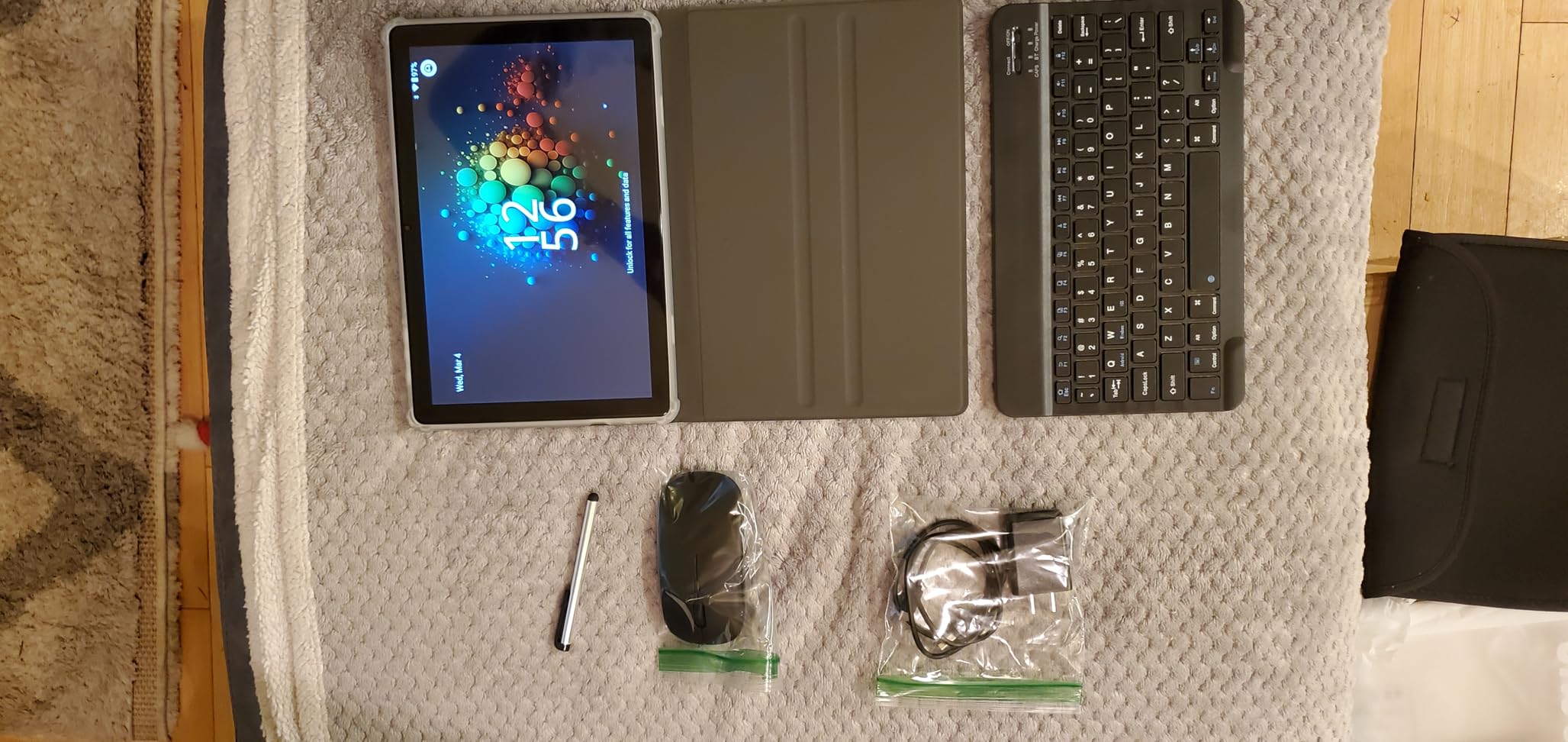 2026 Android 15 Tablet, 10 inch Tablet with Keyboard, 24GB+256GB+2TB Expand, 2-in-1 Tablets with 8-Core, 5G WiFi, 8000mAh, BT5.0, GMS, GPS, Gemini AI, Tablets PC with Mouse, Case, Stylus (Black) customer photo 1