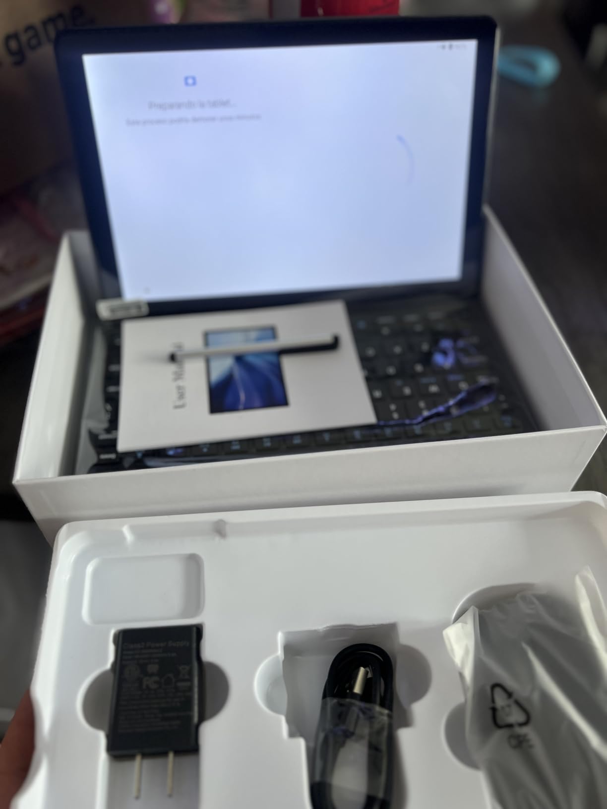 2026 Android 15 Tablet, 10 inch Tablet with Keyboard, 24GB+256GB+2TB Expand, 2-in-1 Tablets with 8-Core, 5G WiFi, 8000mAh, BT5.0, GMS, GPS, Gemini AI, Tablets PC with Mouse, Case, Stylus (Black) customer photo 2