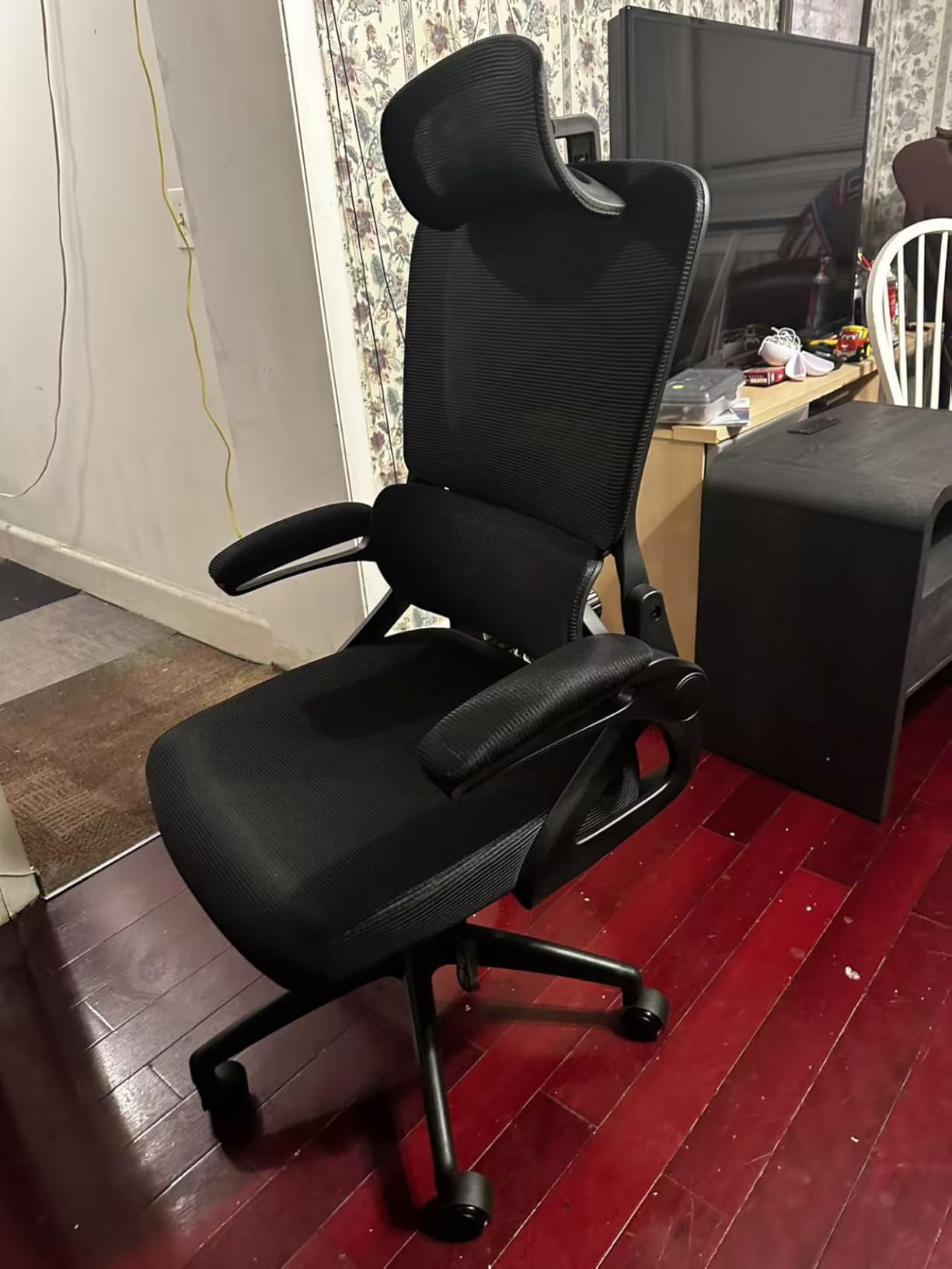 Ergonomic Office Chair, Mesh Office Chair with Lumbar Support, High Back Desk Chair with Flip-up Arms, 400 lbs Big and Tall Computer Chair with Headrest, Comfy Desk Chairs customer photo 1