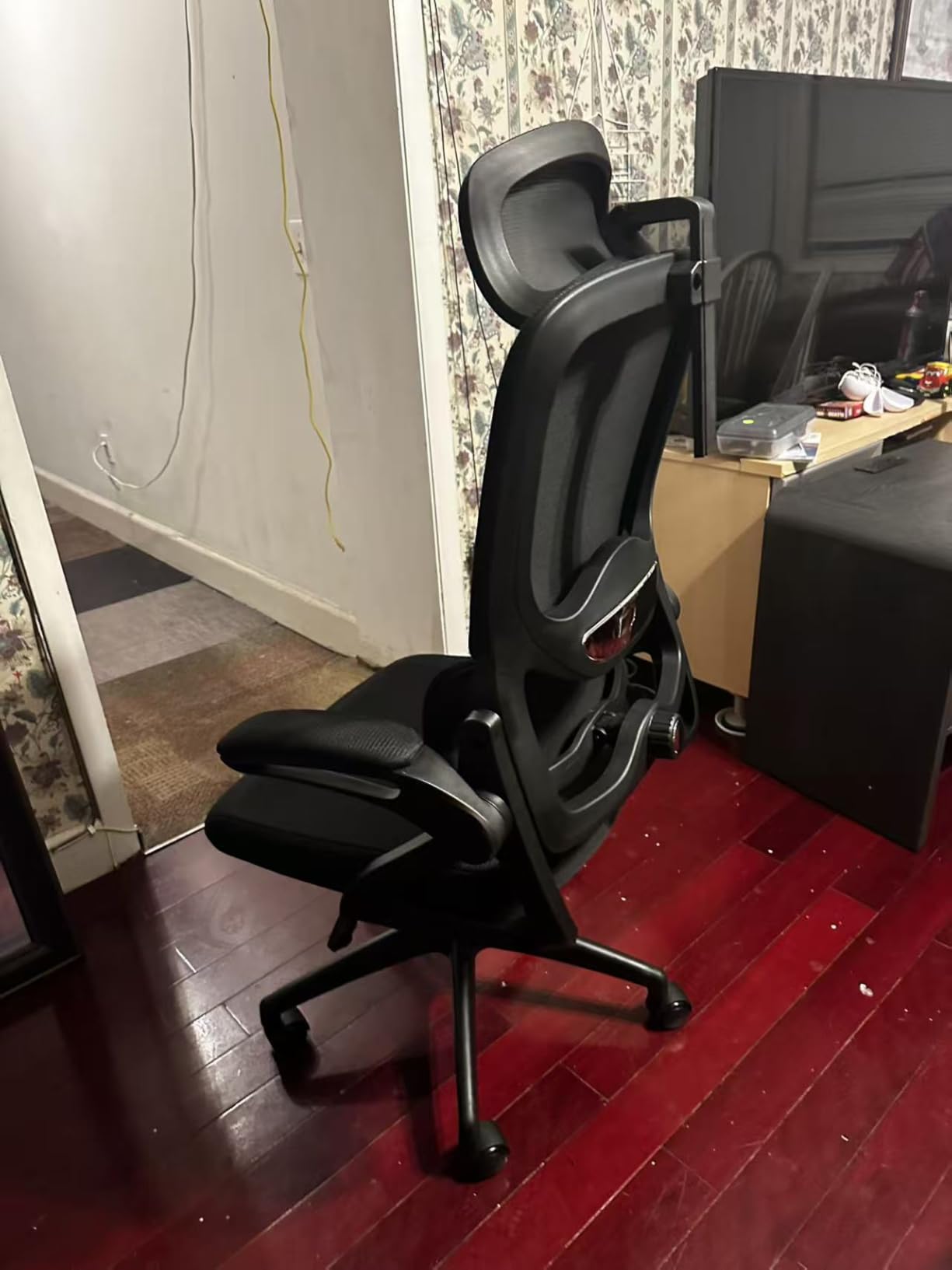 Ergonomic Office Chair, Mesh Office Chair with Lumbar Support, High Back Desk Chair with Flip-up Arms, 400 lbs Big and Tall Computer Chair with Headrest, Comfy Desk Chairs customer photo 2