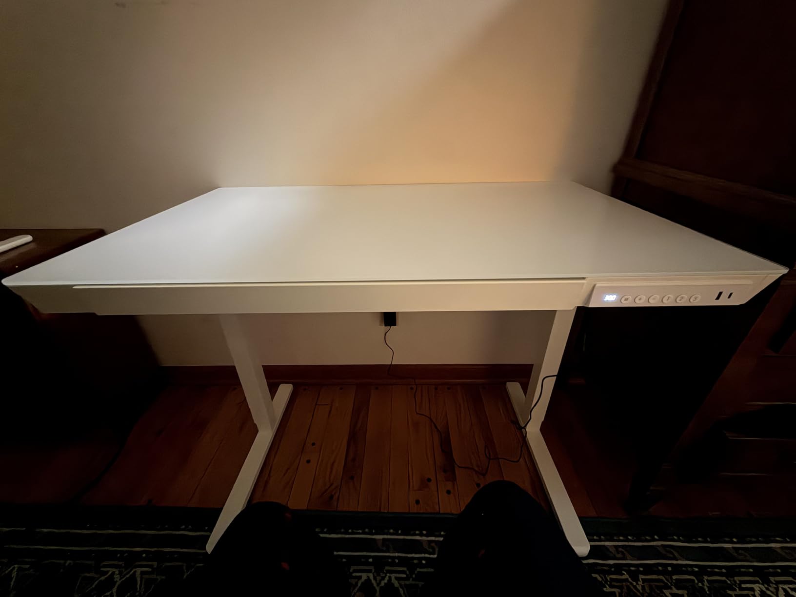 HUANUO Glass Standing Desk with Drawers, 35 x 20 Inch Electric Adjustable Height Desk, Quick Install One-Piece Tabletop with USB Charging Ports, White customer photo 2