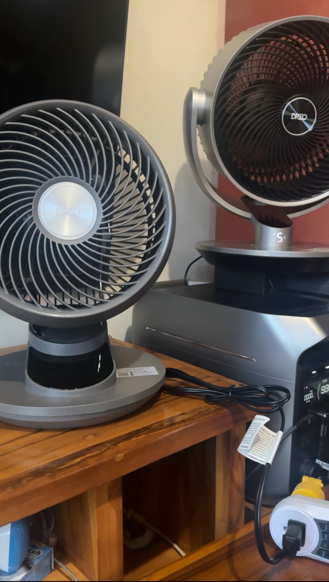 DREO Smart Fan for Bedroom, Powerful 85 ft Airflow, 12 Inches, Desk Fans in 20dB Quiet, 90°+90° oscillating fans, App/Voice Control, 9 Speeds & 8/12H Timer for Home Office Dorm customer photo 2