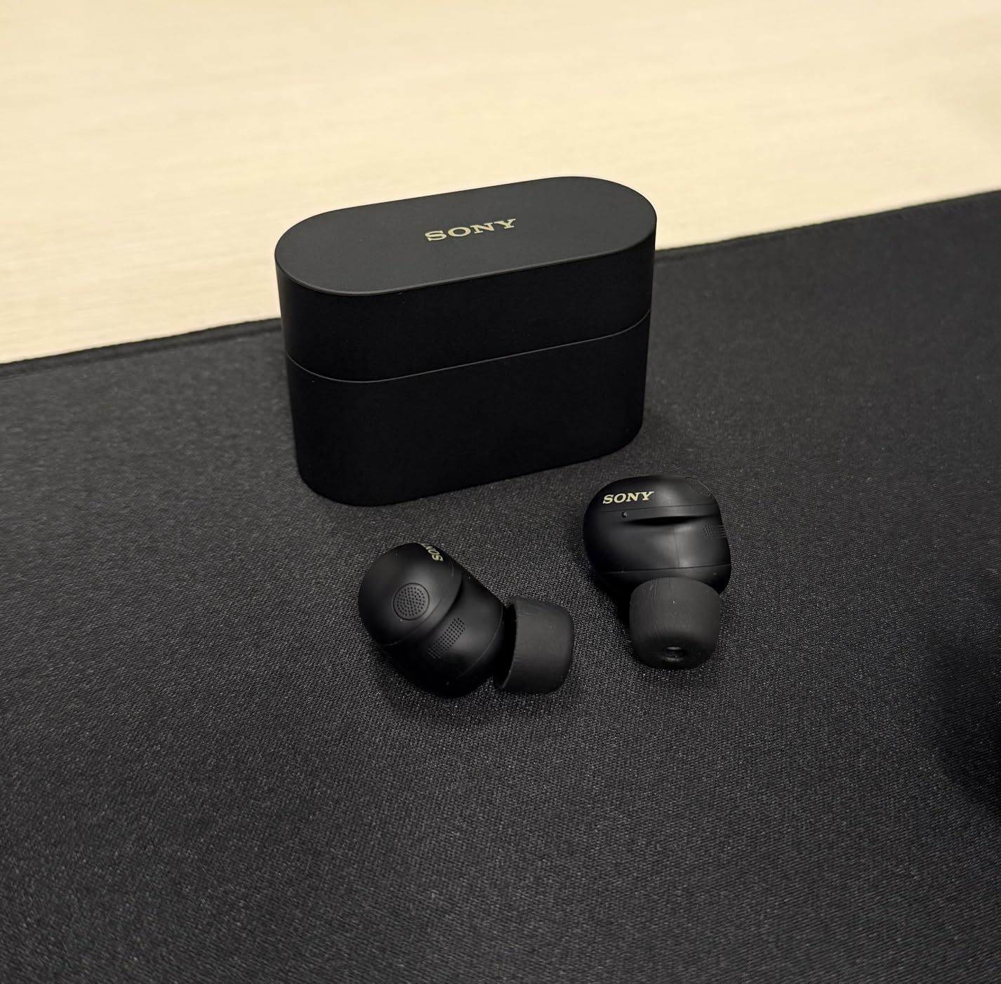 Sony WF-1000XM6 The Best Truly Wireless Noise Cancelling Earbuds (2026 Model), Bluetooth in-Ear Headphones, with Studio-Quality Sound, Up to 24 Hours of Battery Life, Black customer photo 1