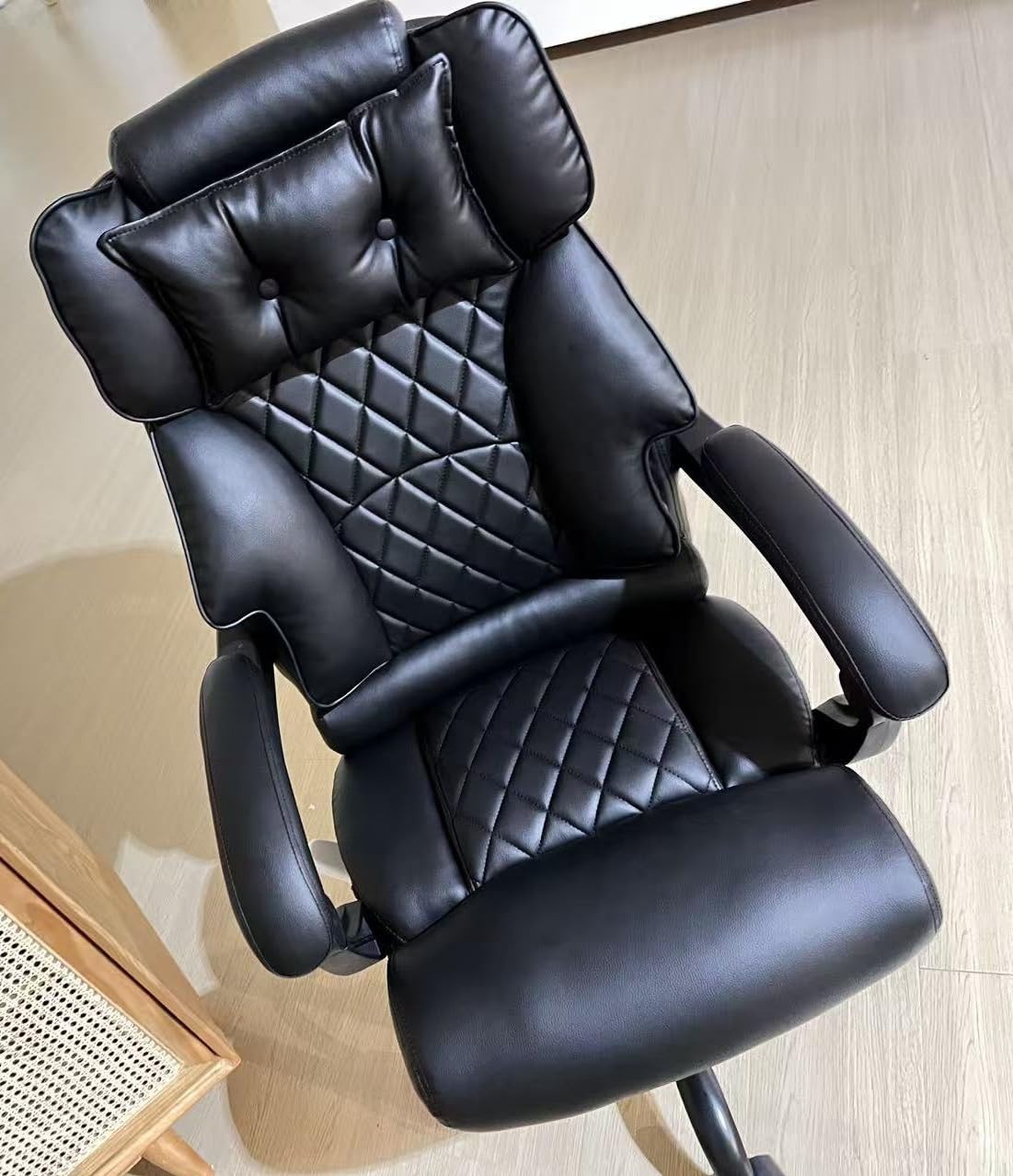 Massage Office Chair with Foot Rest,6 Points Vibration & Heat Executive Office Chairs,Big and Tall Fabric Office Chair 500LBS,Ergonomic Desk Chair for Heavy People,Recliner with Dual-Use Pillow,Pink customer photo 1