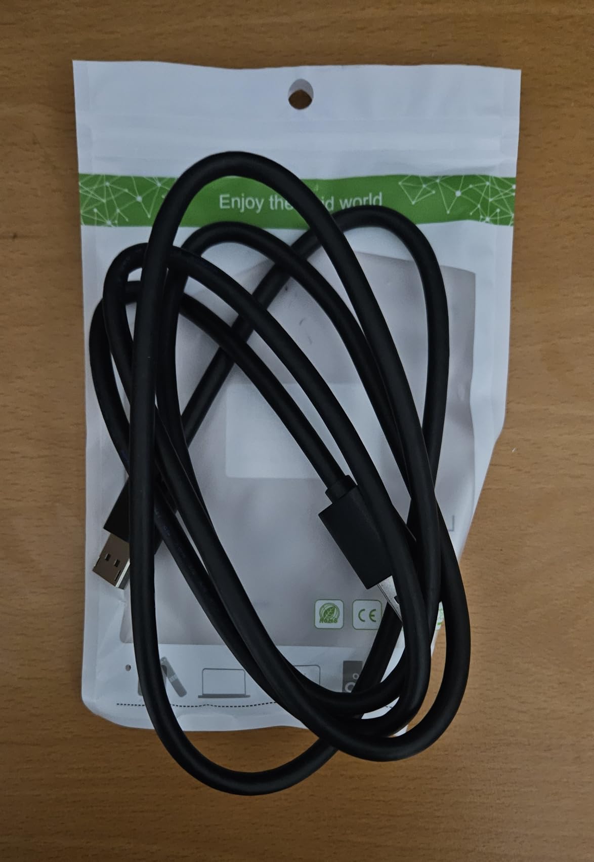 Displayport KVM Switch 2 Monitors 2 Computers 8K 60Hz 4K 120Hz Dual Monitor USB 3.0 KVM Switches for 4 USB Devices, Wired Extension Button,12V DC Adapter and USB3.0 Cables customer photo 1