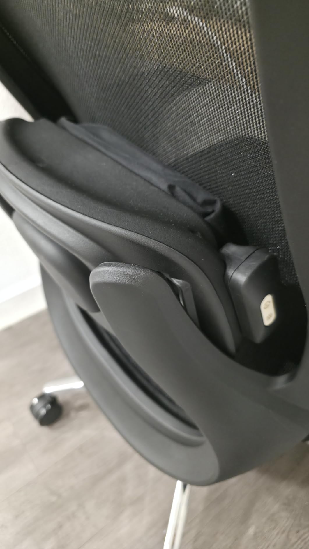 FLEXISPOT Massage Office Chair with Footrest, High Back Ergonomic Desk Chair with Adjustable Headrest, 3D Armrests, 2D Lumbar Heated Shiatsu Massage, 4-Position Recline, Foam Seat, Black customer photo 2