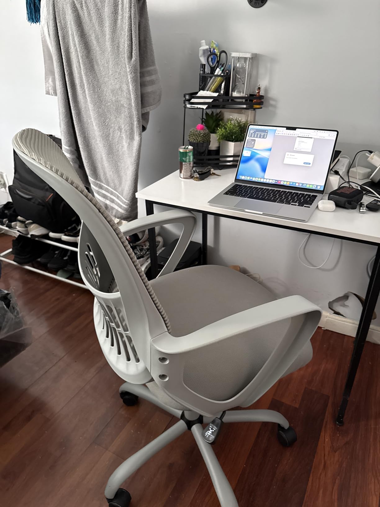 DUMOS Home Office Desk Chair - Ergonomic Mid Back with Lumbar Support & Rocking Mode, Height Adjustable with Fixed Armrest, for Conference, Computer, Meeting Room, 360° Swivel, Adults, Black customer photo 2