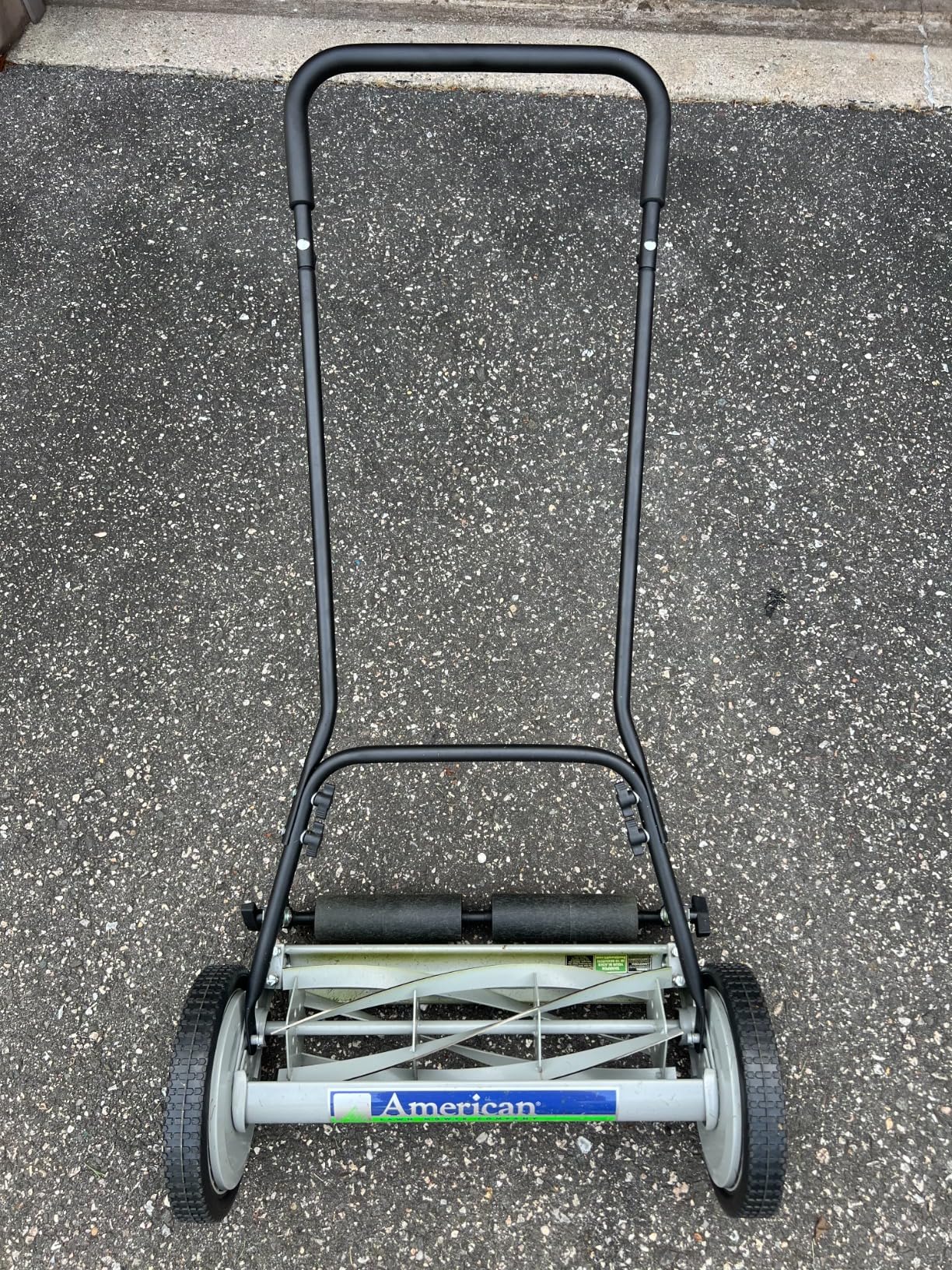American Lawn Mower Company 1204-14 14-Inch 4-Blade Push Reel Lawn Mower, Red customer photo 1