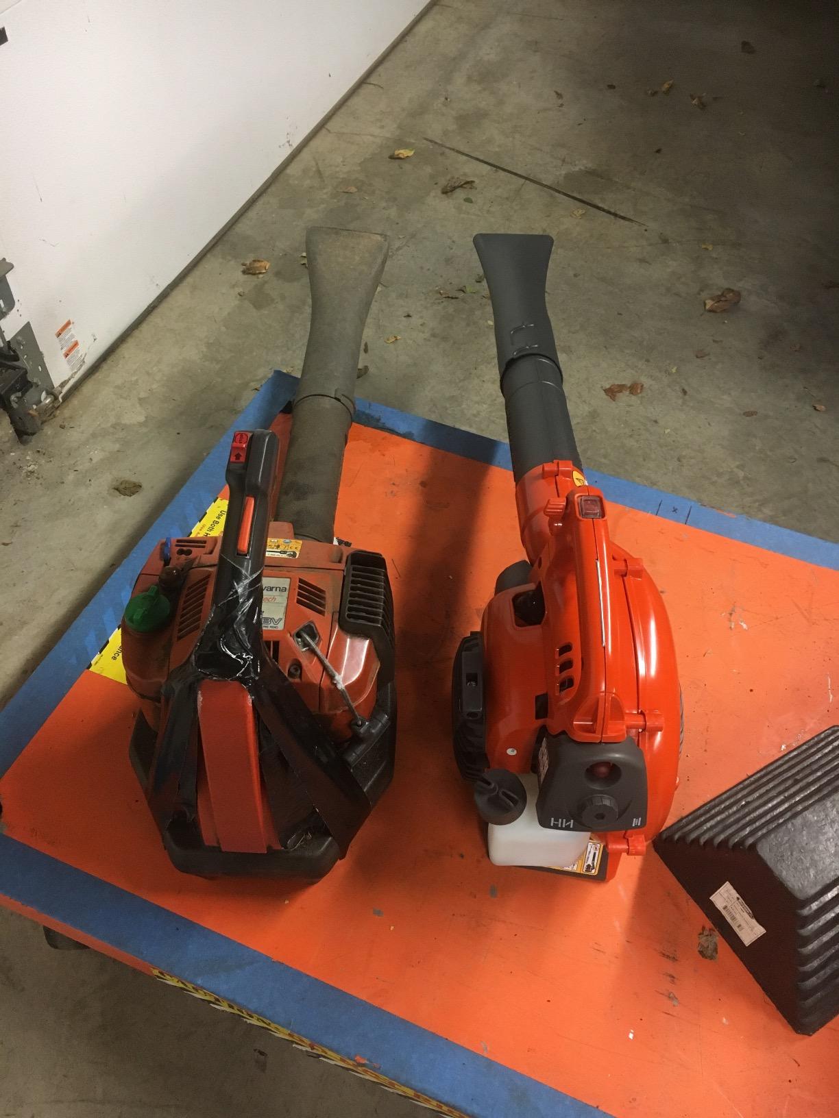 Husqvarna 125B Gas Leaf Blower, 28-cc 1.1-HP 2-Cycle Handheld Leaf Blower, 470-CFM, 170-MPH, 12.5-N Powerful Clearing Performance and Ergonomic Design, Gifts for Men customer photo 1