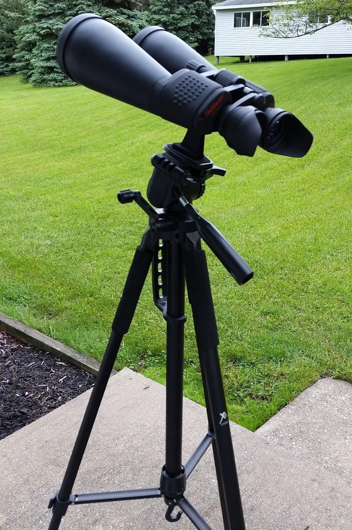 Celestron SkyMaster 25x70 Binoculars - Powerful Binoculars for Detailed Long-Distance Viewing and Binocular Astronomy - Multi-Coated Optics - Tripod Adapter & Carrying Case customer photo 2