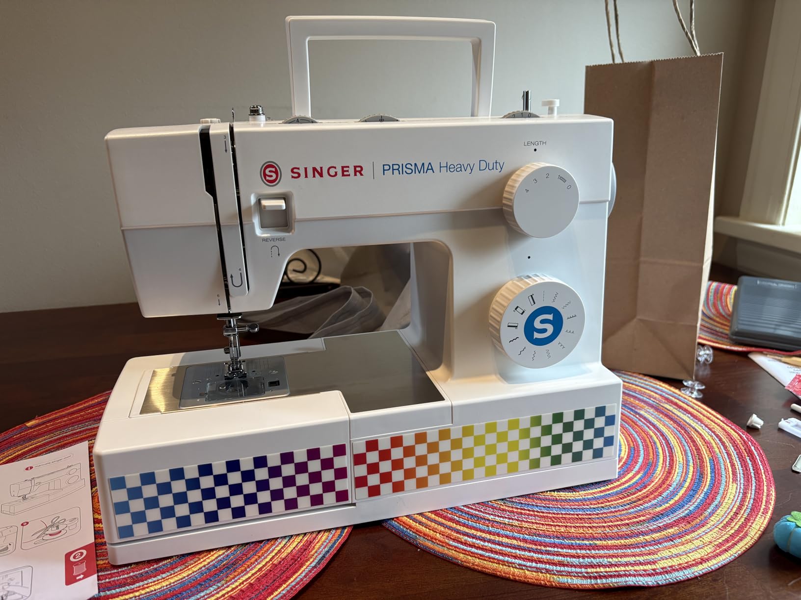 SINGER® Heavy Duty 4411 High Speed Sewing Machine | 11 Built-In Stitches, 69 Stitch Applications | 50% More Power, 1100 Stitches/Min | Metal Frame customer photo 1