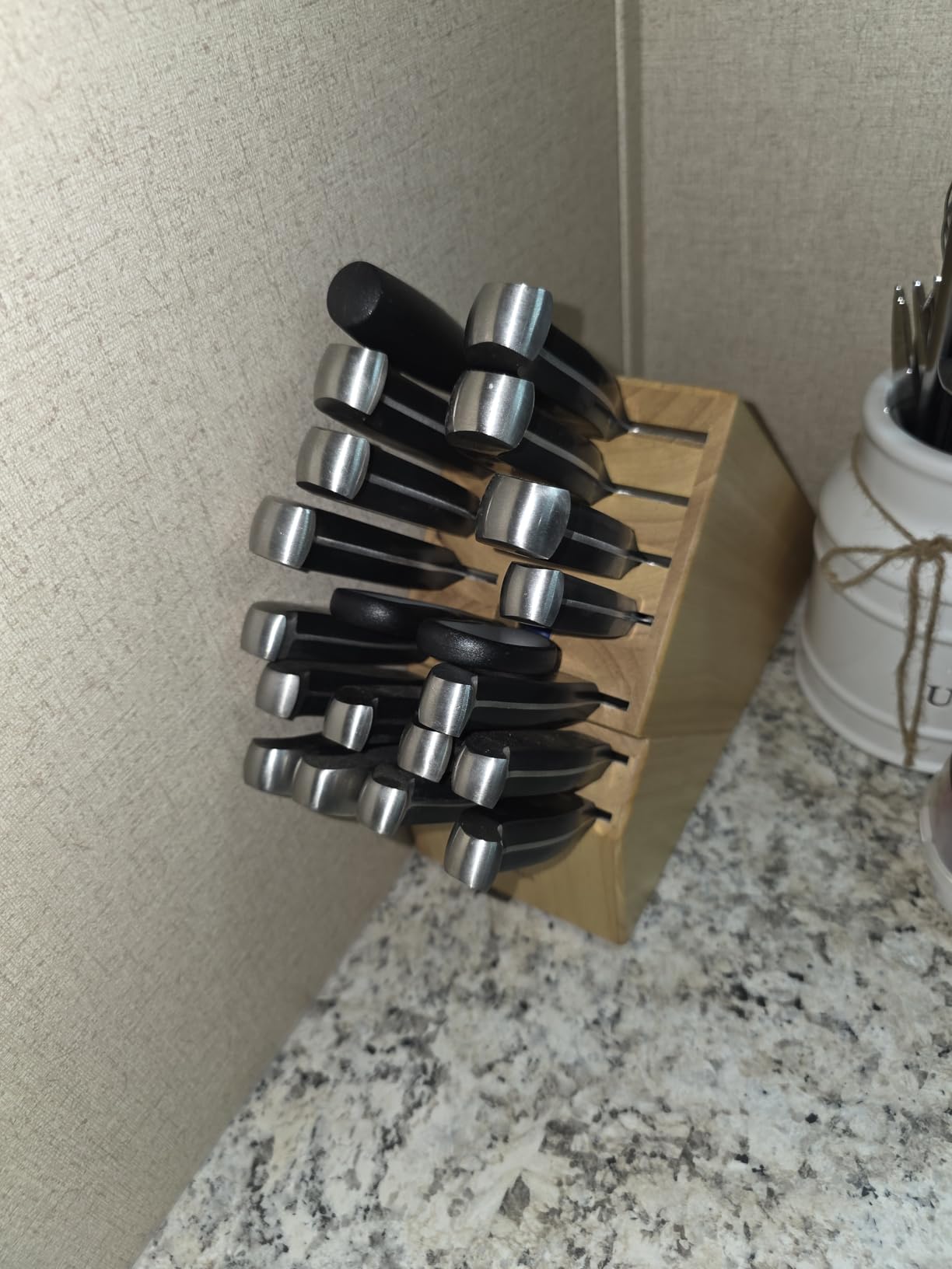 HENCKELS Statement Premium Quality 15-Piece Knife Block Set, Natural, Razor-Sharp, German Engineered customer photo 1