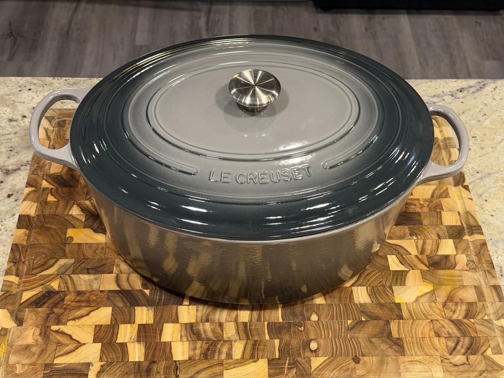 Le Creuset Enameled Cast Iron Signature Oval Dutch Oven, 5 qt, Flame customer photo 1