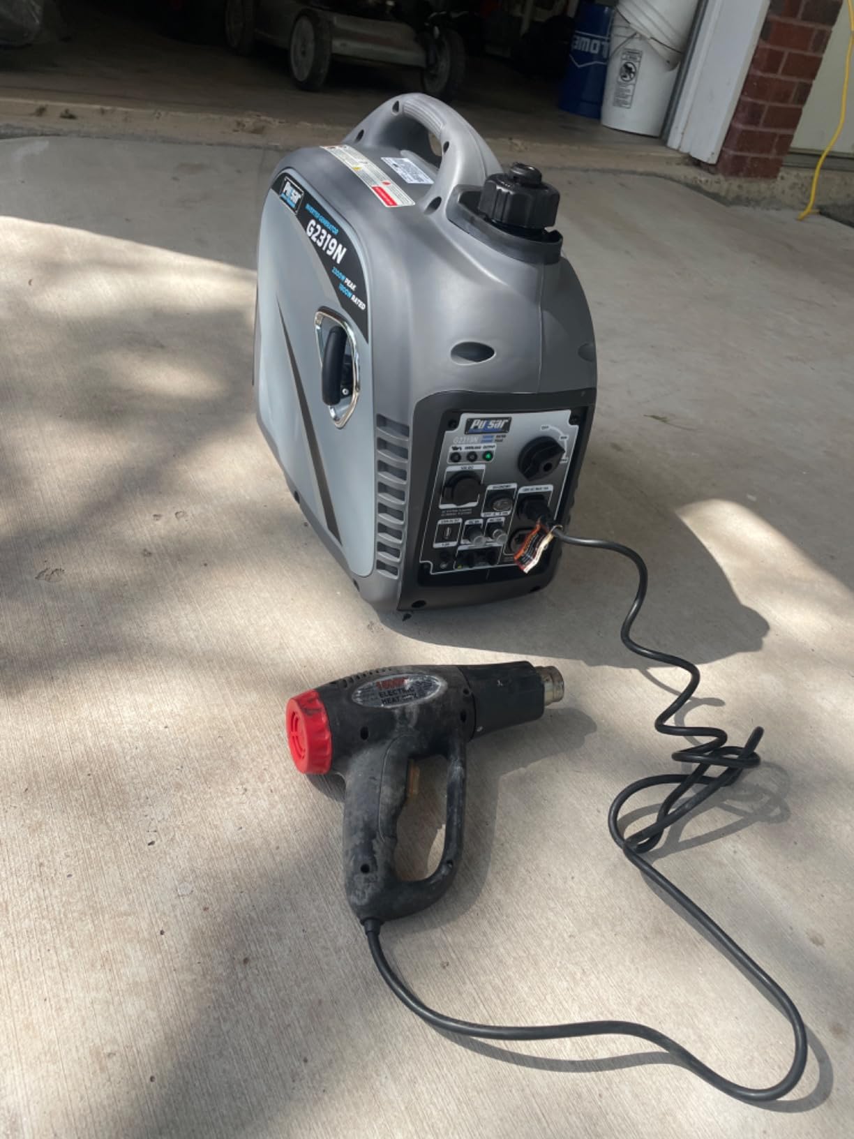 Pulsar 2300W Portable Gas-Powered Quiet Inverter Generator With USB Outlet & Parallel Capability, CARB Compliant, G2319N customer photo 2