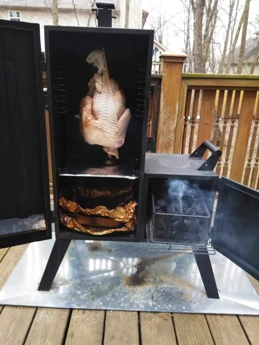 Dyna-Glo DGO1890BDC-D Wide Body Vertical Offset Charcoal Smoker,Black customer photo 2