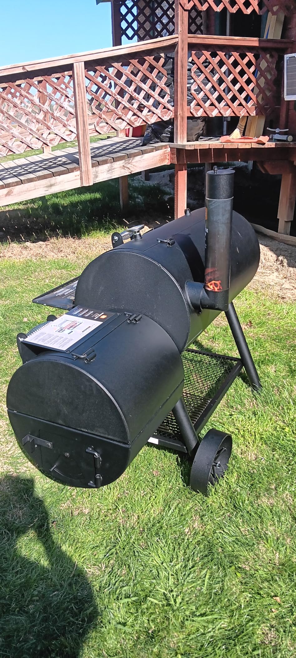 Oklahoma Joe's Longhorn Reverse Flow Offset Charcoal Smoker and Grill with 1060 sq. in. Cooking Area in Black customer photo 2