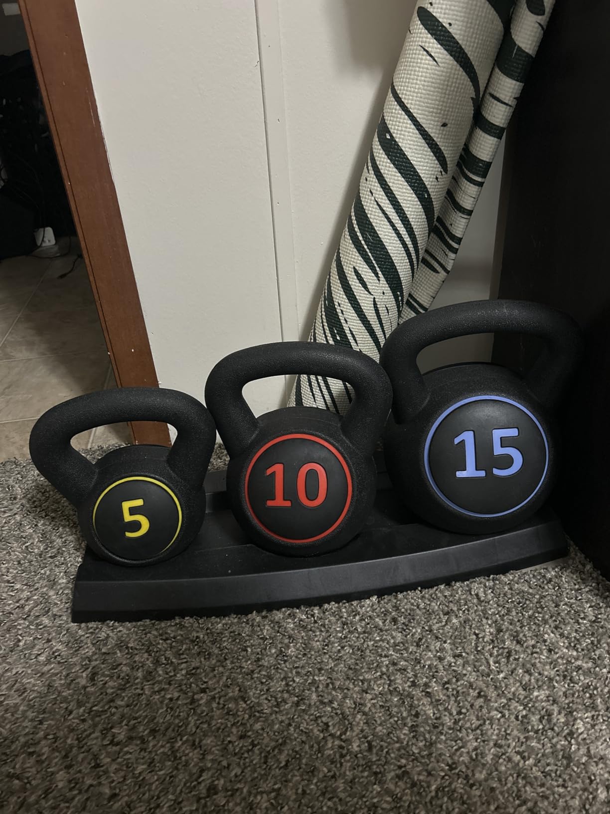Best Choice Products 3-Piece Kettlebell Set with Storage Rack customer photo 2