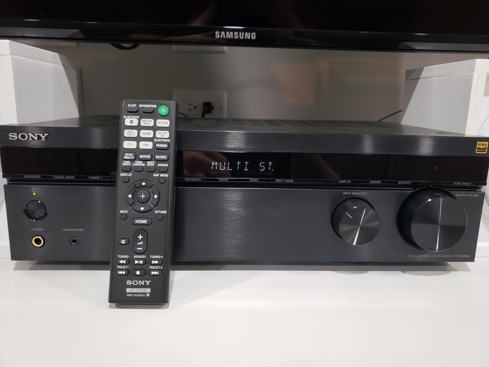 Sony STRDH590 5.2 Channel Surround Sound Home Theater Receiver: 4K HDR AV Receiver with Bluetooth, Black customer photo 1
