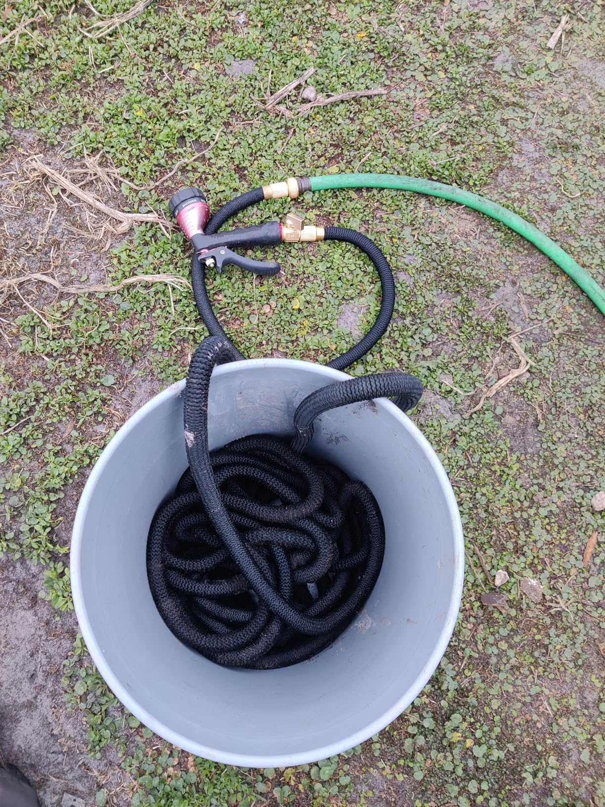 Flexi Hose Lightweight Expandable Garden Hose, 50FT - Retractable Garden Hose, Water Hose - No-Kink Flexibility, 3/4 Inch Solid Brass Fittings and Double Latex Core customer photo 1