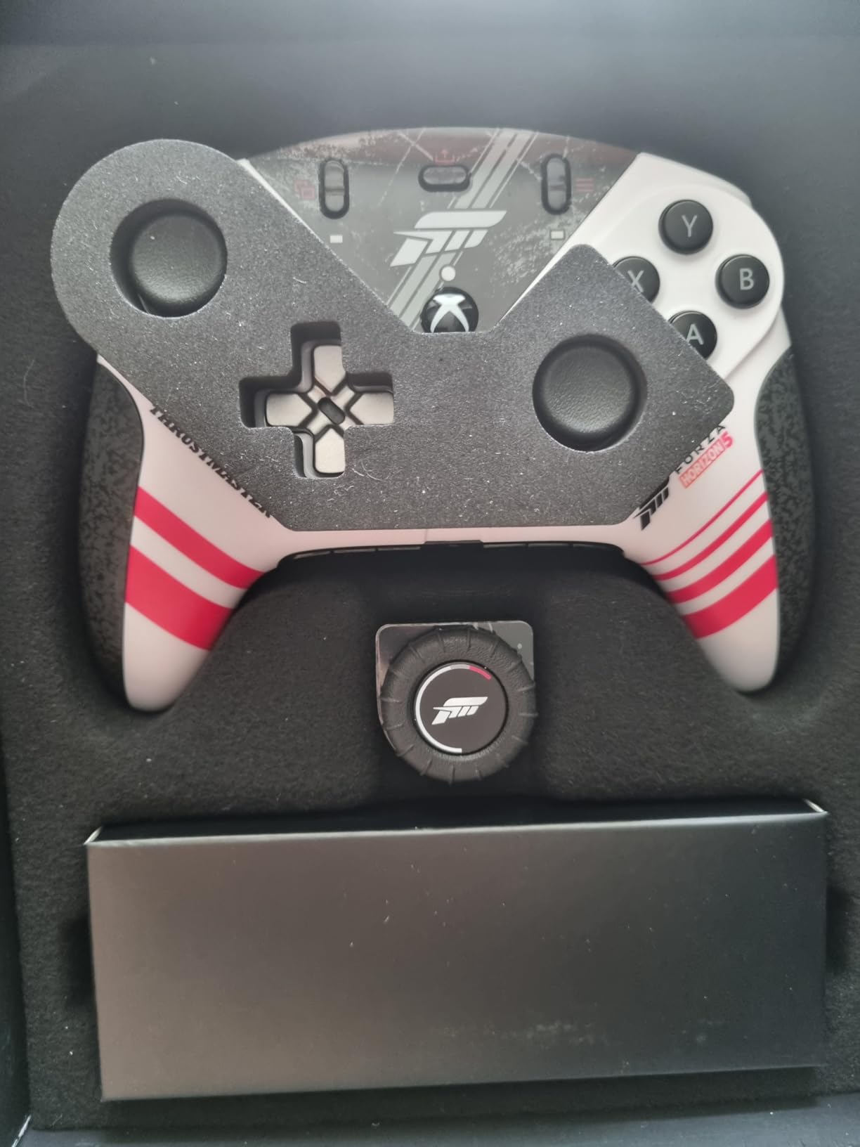 Thrustmaster eSwap X PRO Controller (Compatible with Xbox Series X/S and PC) customer photo 1