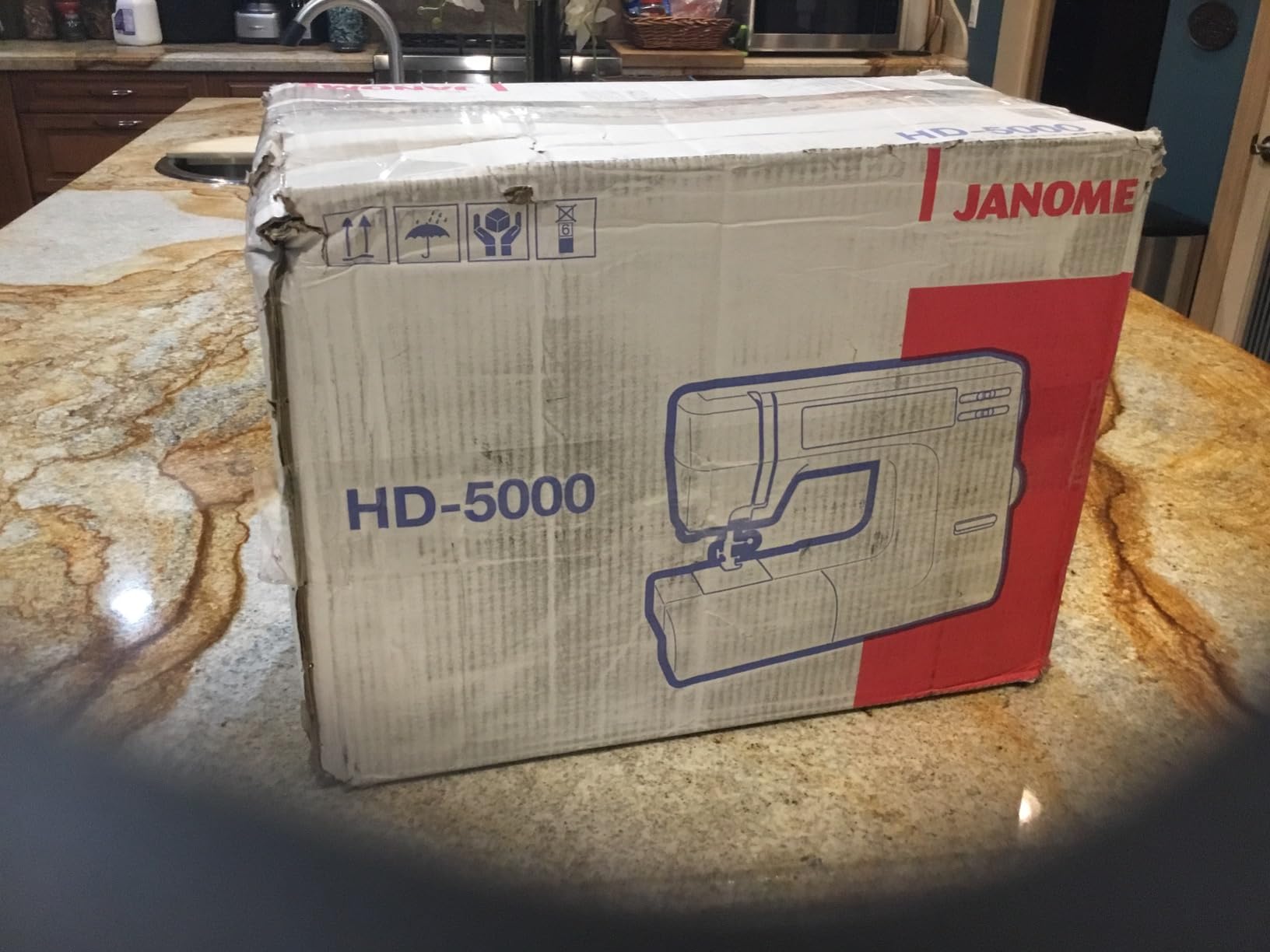 Janome HD5000 Heavy-Duty Sewing Machine for Beginners - Portable Mechanical Sewing Machine for Leather, Jeans, Quilting, Upholstery customer photo 1