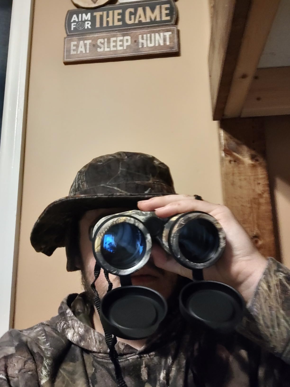 Bushnell Powerview 10x42 BoneCollector Binoculars - All-Purpose Adult Binoculars for Hunting, Birdwatching, Travel, Fishing & More, Realtree Edge Camo customer photo 1