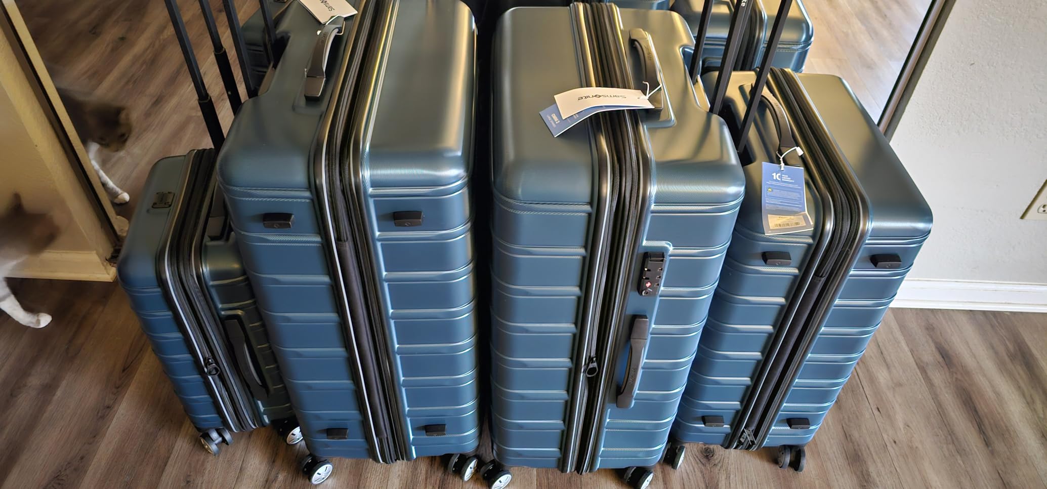 Samsonite Omni 2 Hardside 3 Piece Set - Includes Global Carry-On, Medium, & Large Checked Suitcases - 360 Dual Spinner Wheels - Integrated TSA Lock & Expansion - Amazon Exclusive - Nova Teal customer photo 1