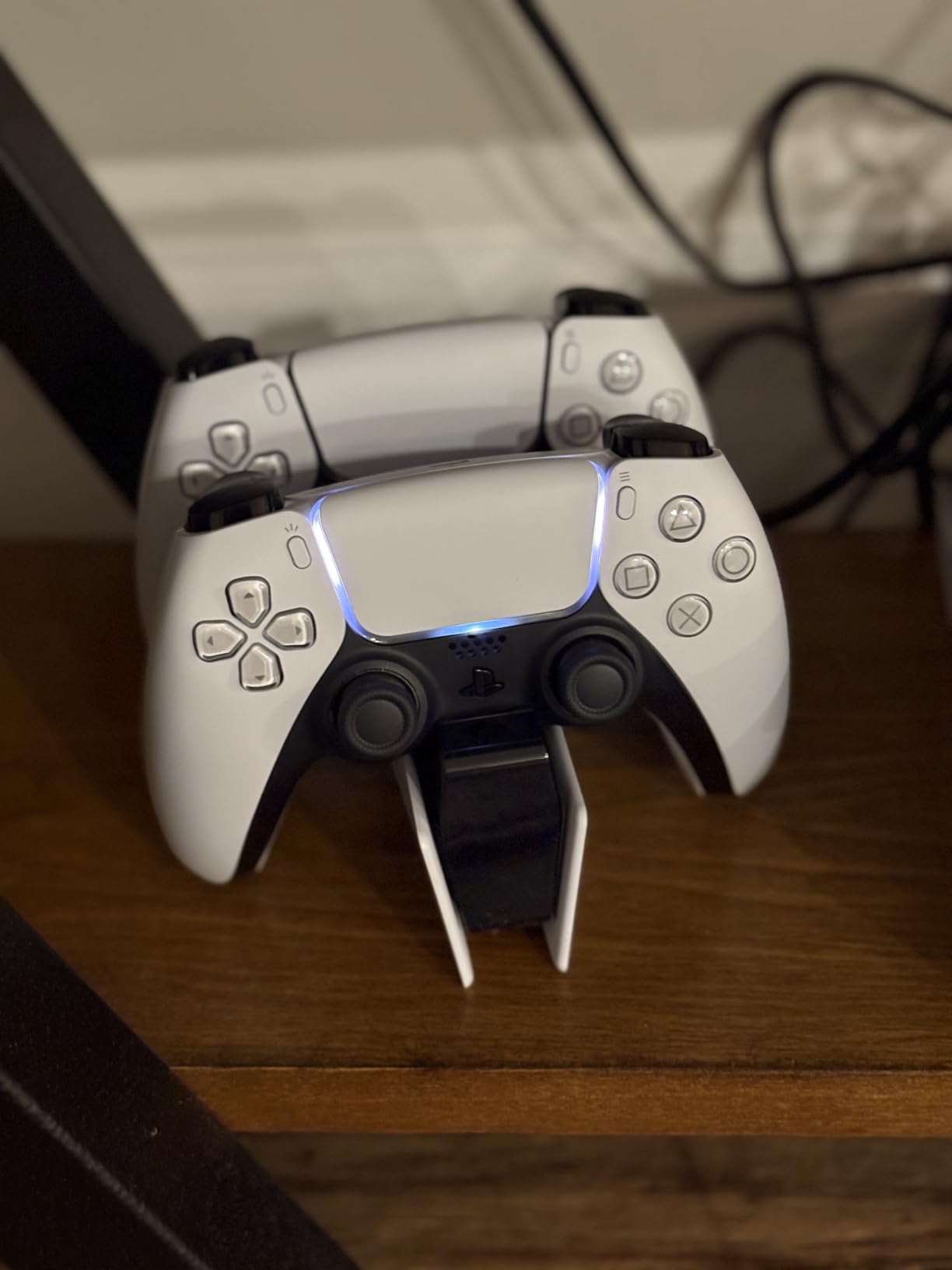 PlayStation DualSense Charging Station customer photo 1
