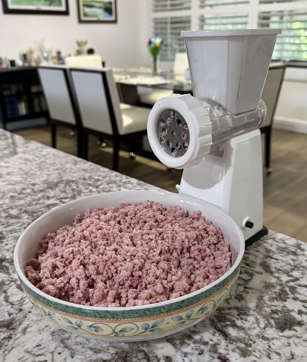 LHS Manual Meat Grinder with Stainless Steel Blades Heavy Duty Powerful Suction Base for Home Use customer photo 1