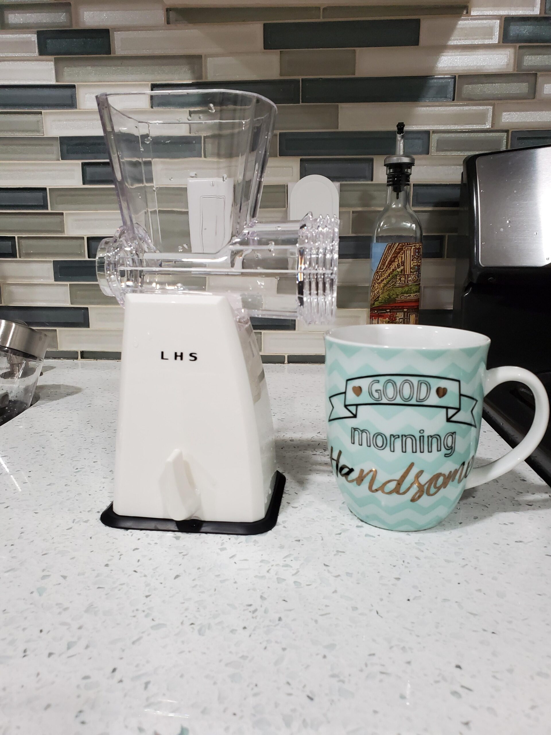 LHS Manual Meat Grinder with Stainless Steel Blades Heavy Duty Powerful Suction Base for Home Use customer photo 2
