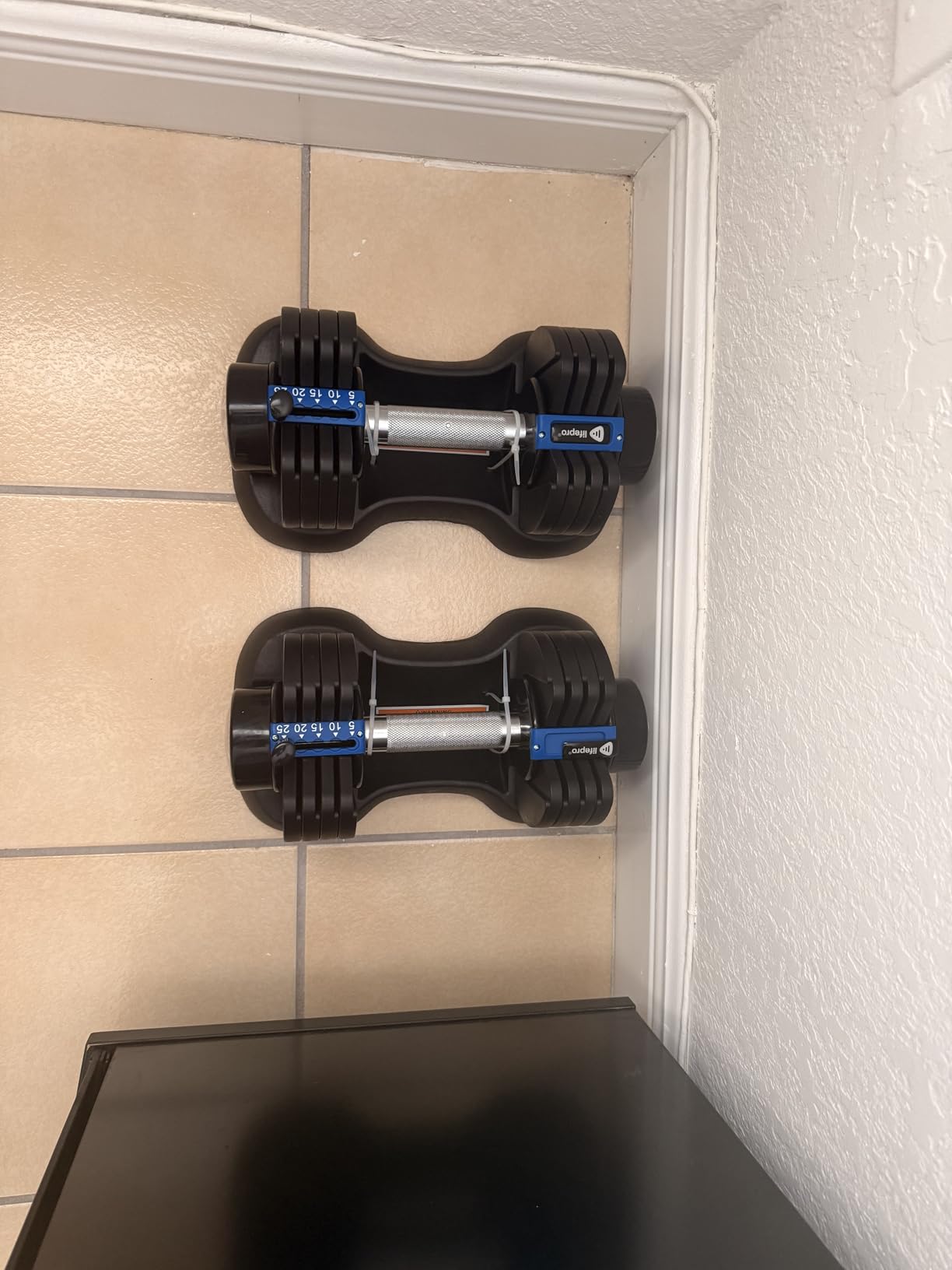 Lifepro Adjustable Dumbbells Set - Quick Adjustment, Anti Slip Handle customer photo 2