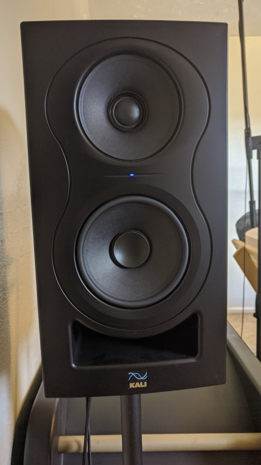 Kali Audio IN-5 5-Inch Studio Monitor - Active 3-Way Studio Speaker for Recording, Mixing, Production customer photo 1