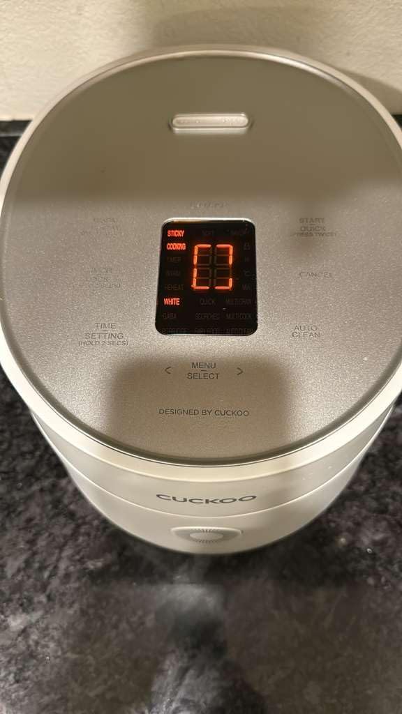 CUCKOO Micom Rice Cooker 6-Cup Uncooked / 12-Cup Cooked with Nonstick Inner Pot, Versatile Rice Maker with 9 Menu Options, Fuzzy Logic Technology, Auto Clean, Quick Rice Mode, White (CR-0675FW) customer photo 2