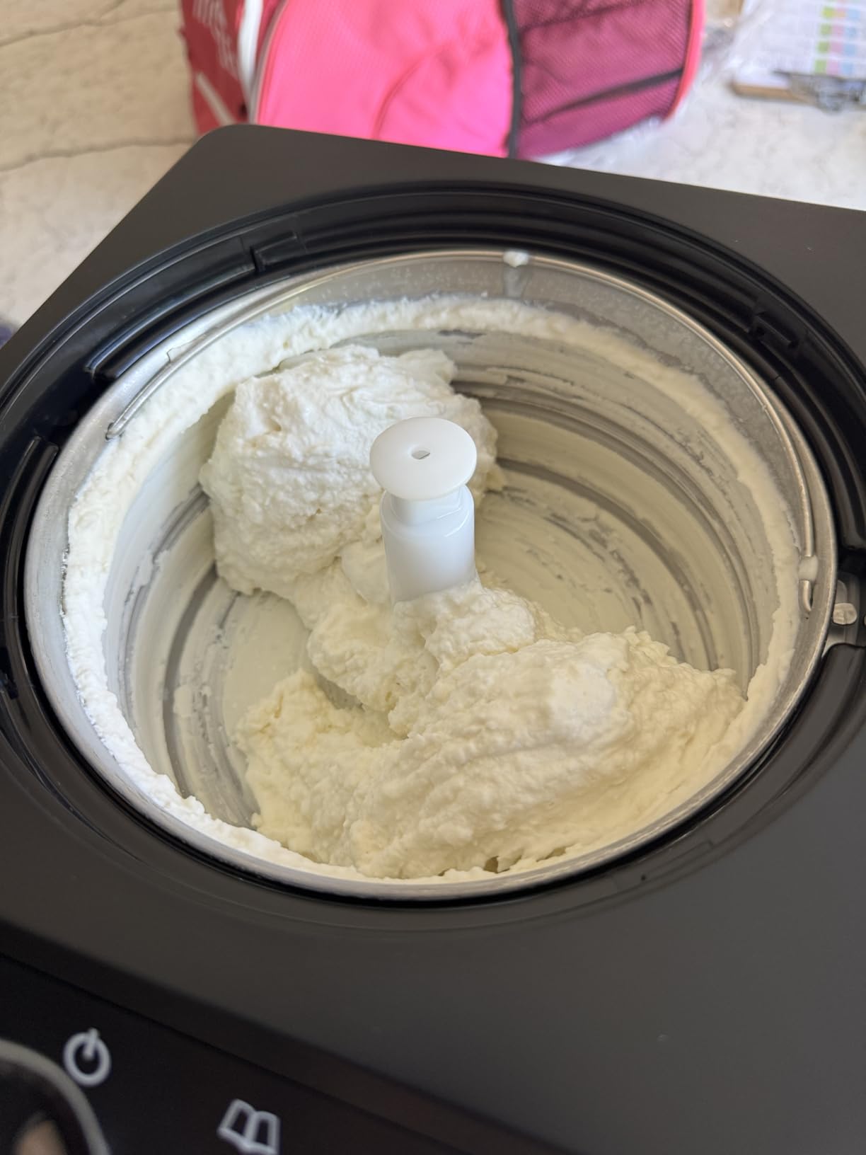 Whynter Ice Cream Maker Machine Automatic 1.28 Qt Upright with Built-In Compressor, LCD Digital Display & Timer, No Pre-Freezing, ICM-128BPS, Black/Pink customer photo 1